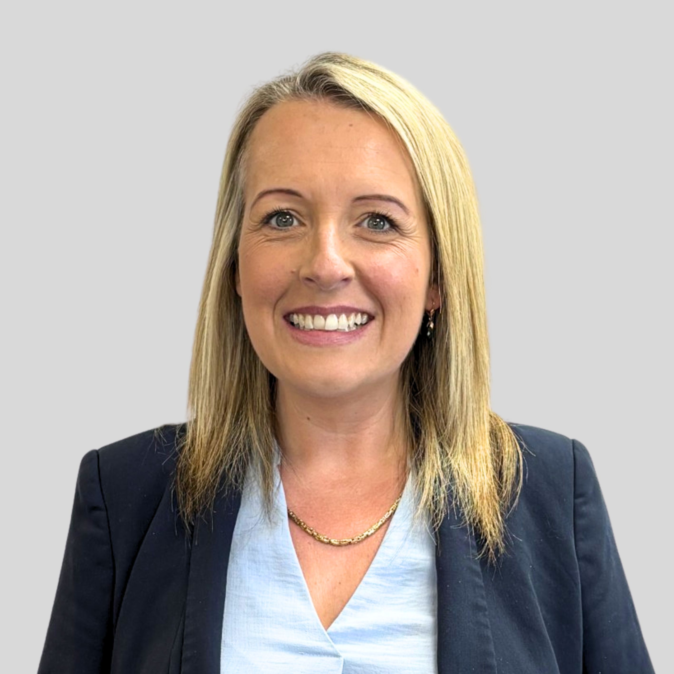 Lisa Dumbrell  - DBRoberts