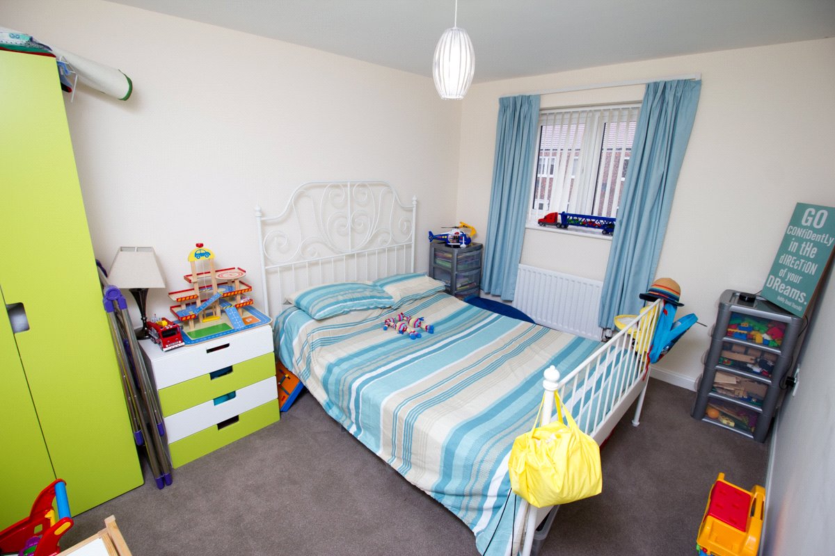 Almond Avenue, Shifnal, TF11 - DB Roberts