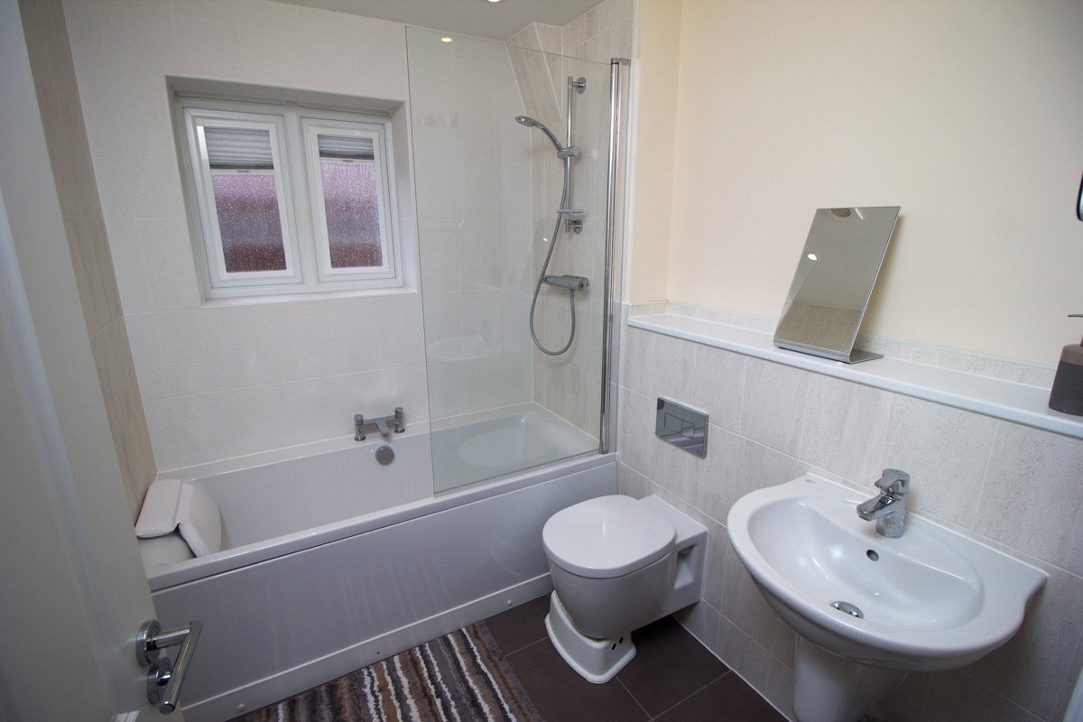 Almond Avenue, Shifnal, TF11 - DB Roberts