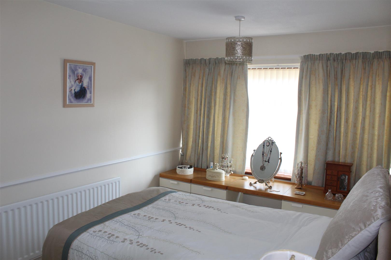 Combermere Drive, Mount Pleasant, Shrewsbury, SY1 - DB Roberts