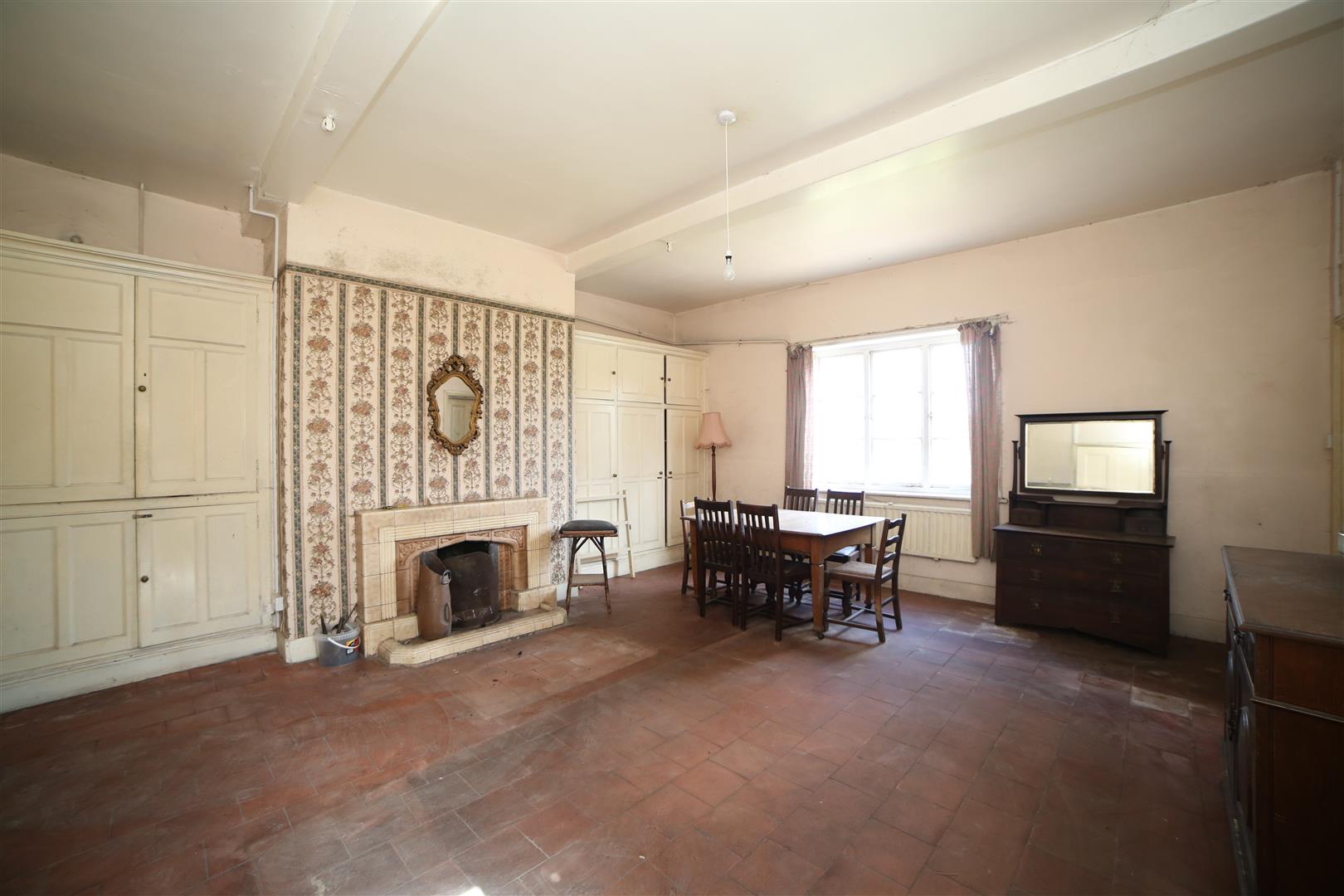 Priorslee Village, Priorslee, Telford, TF2 - DB Roberts