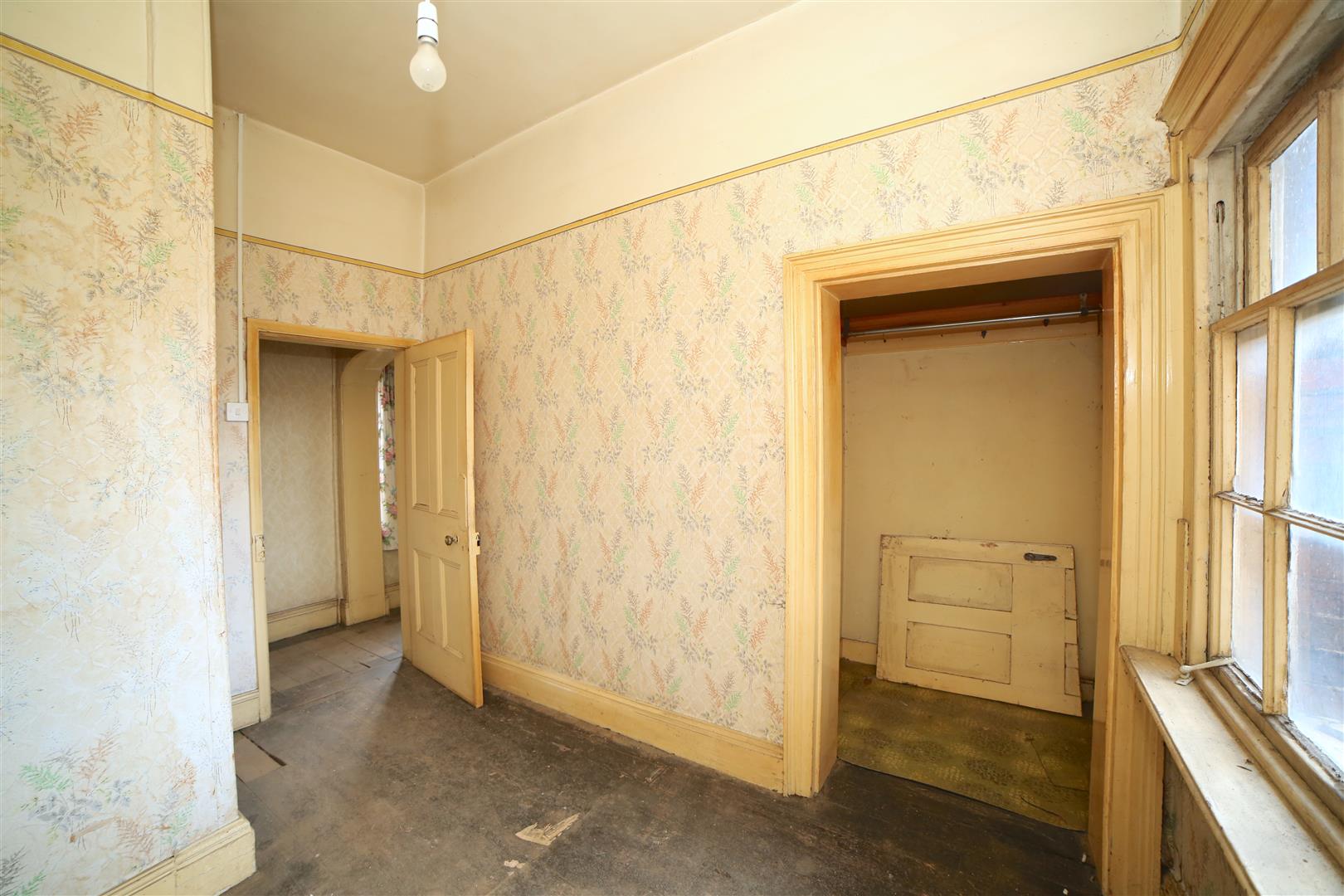 Priorslee Village, Priorslee, Telford, TF2 - DB Roberts