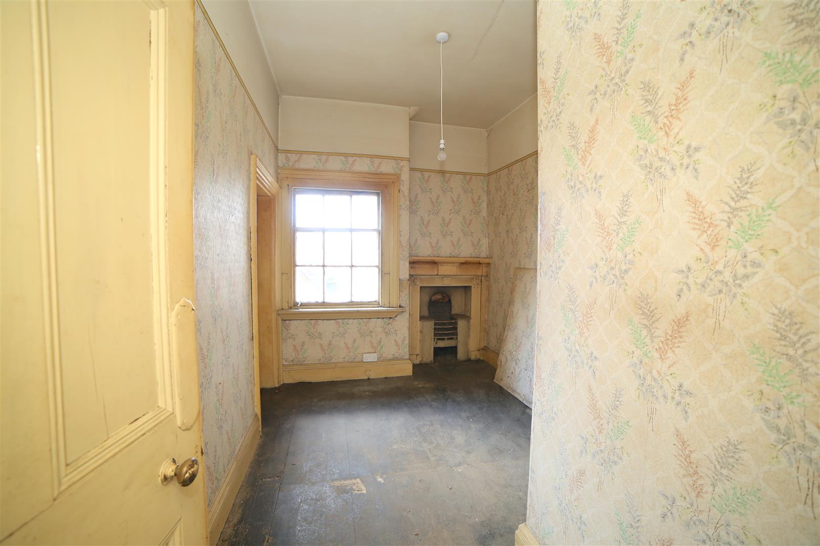 Priorslee Village, Priorslee, Telford, TF2 - DB Roberts