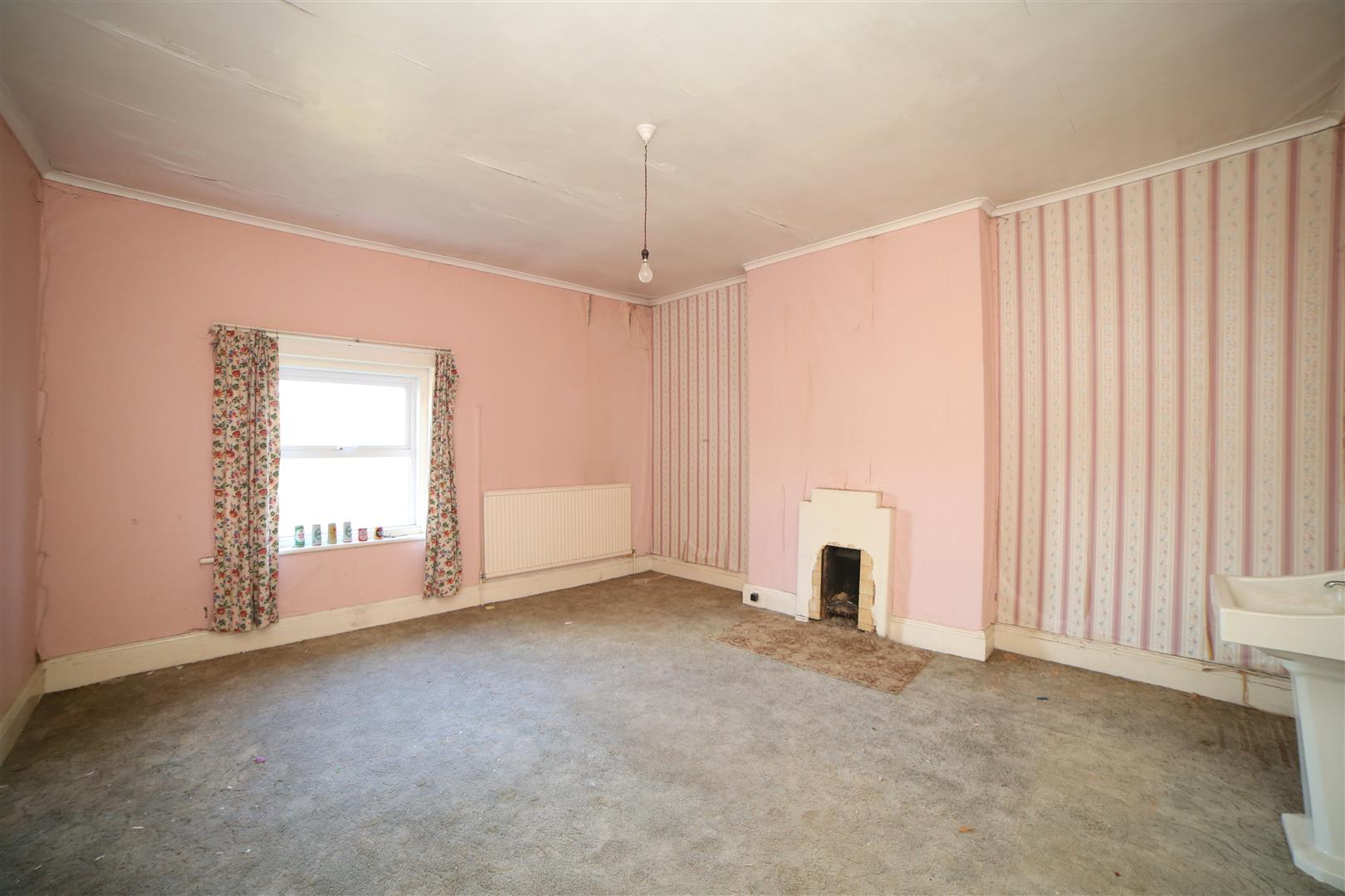 Priorslee Village, Priorslee, Telford, TF2 - DB Roberts