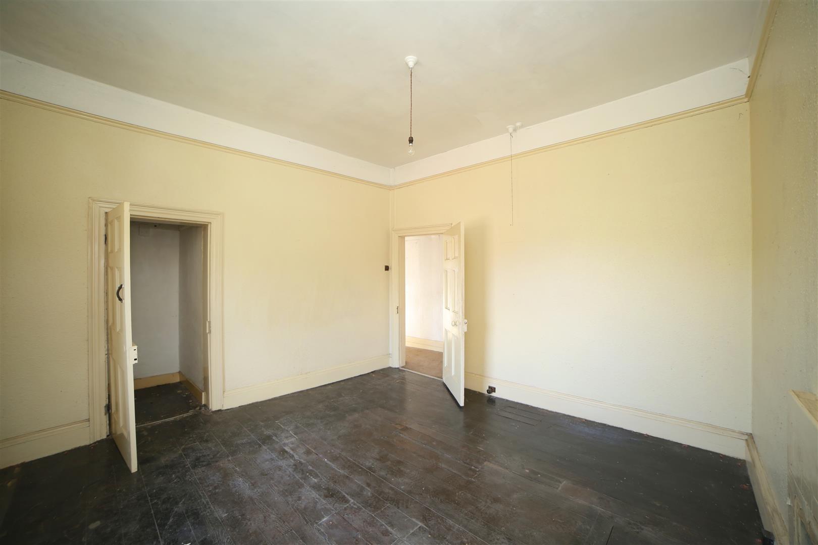 Priorslee Village, Priorslee, Telford, TF2 - DB Roberts