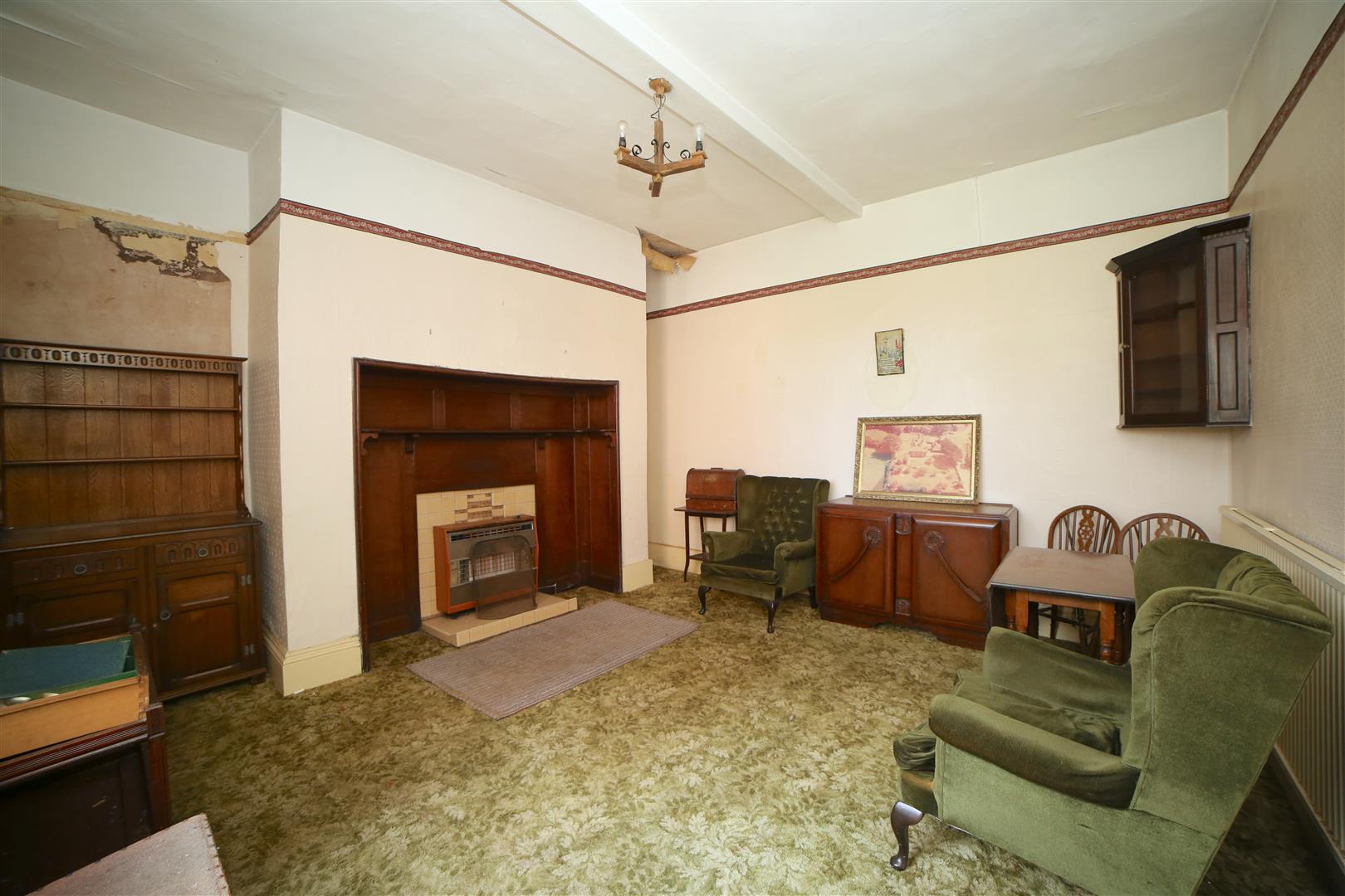 Priorslee Village, Priorslee, Telford, TF2 - DB Roberts