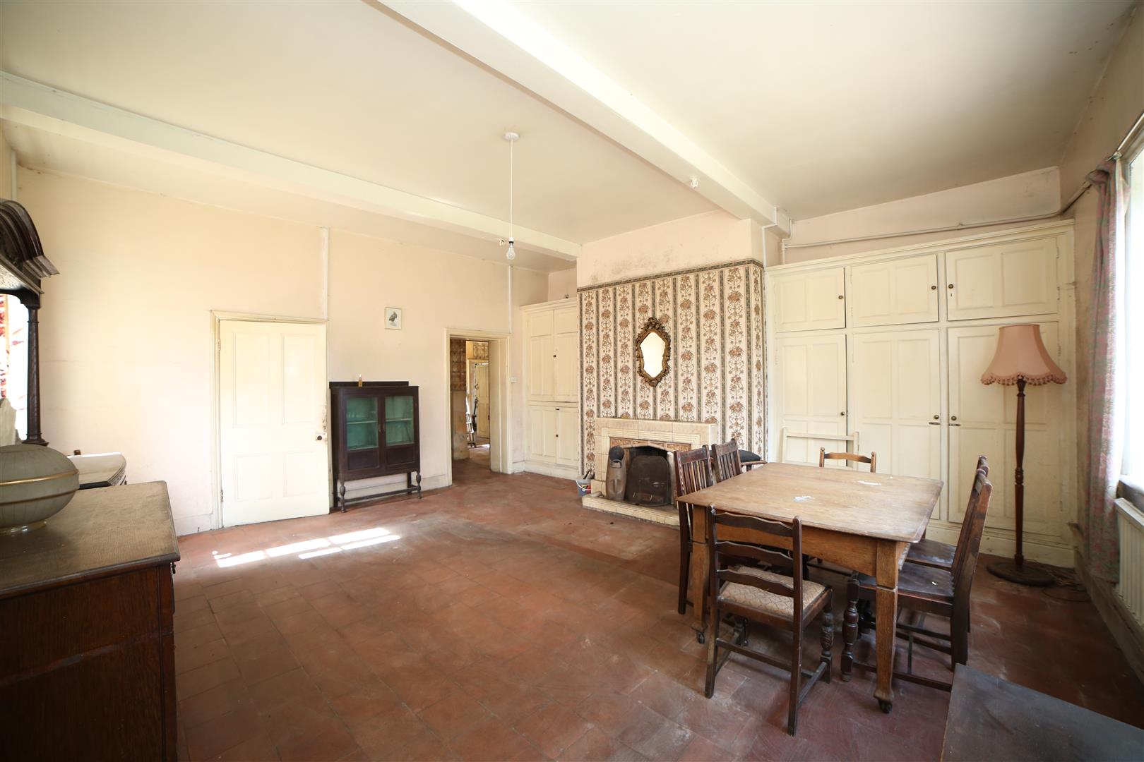 Priorslee Village, Priorslee, Telford, TF2 - DB Roberts