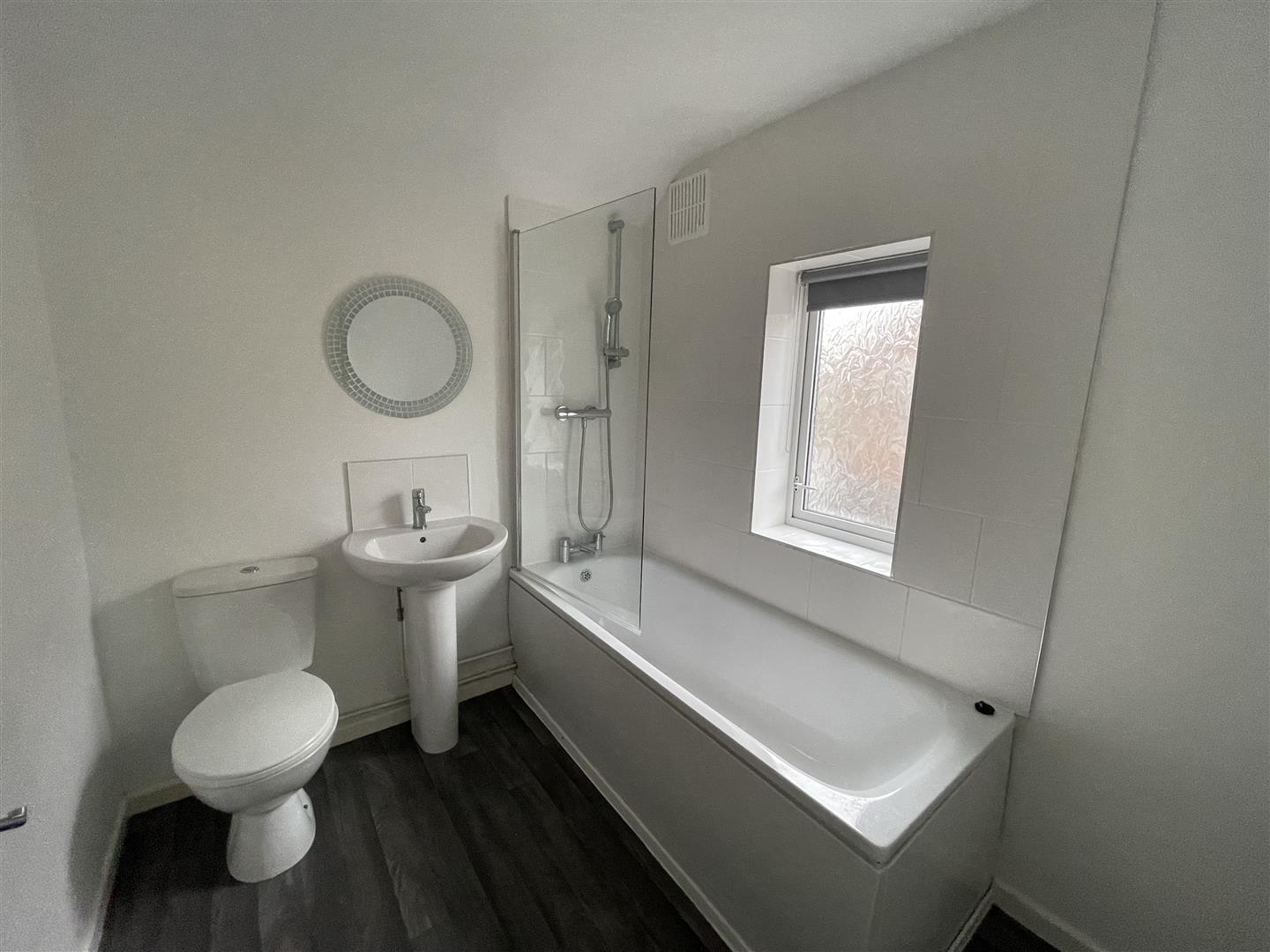 Orchard Close, Ketley, Telford, Shropshire, TF1 - DB Roberts
