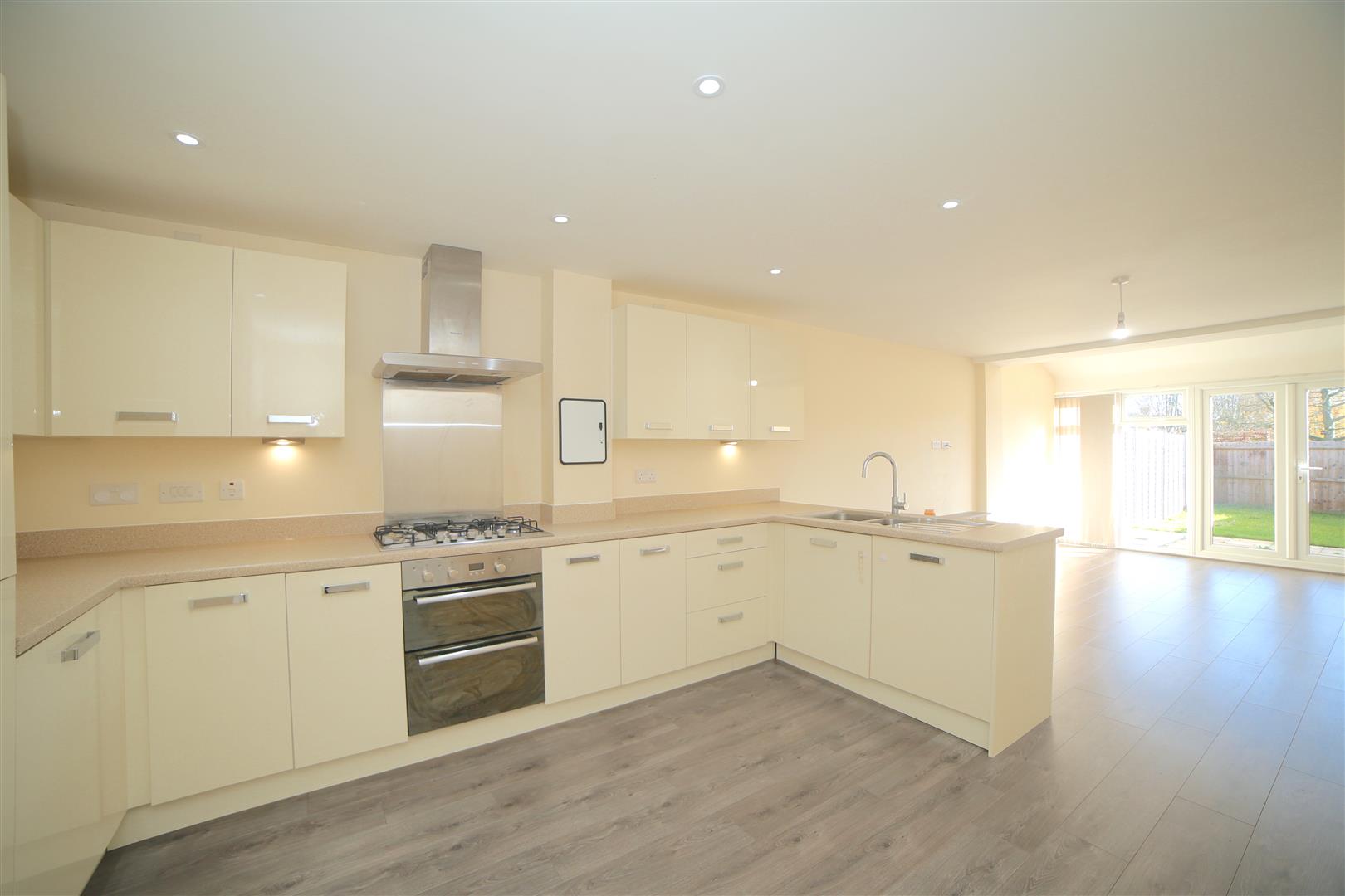 Swift Brook Close, Stafford, ST16 - DB Roberts
