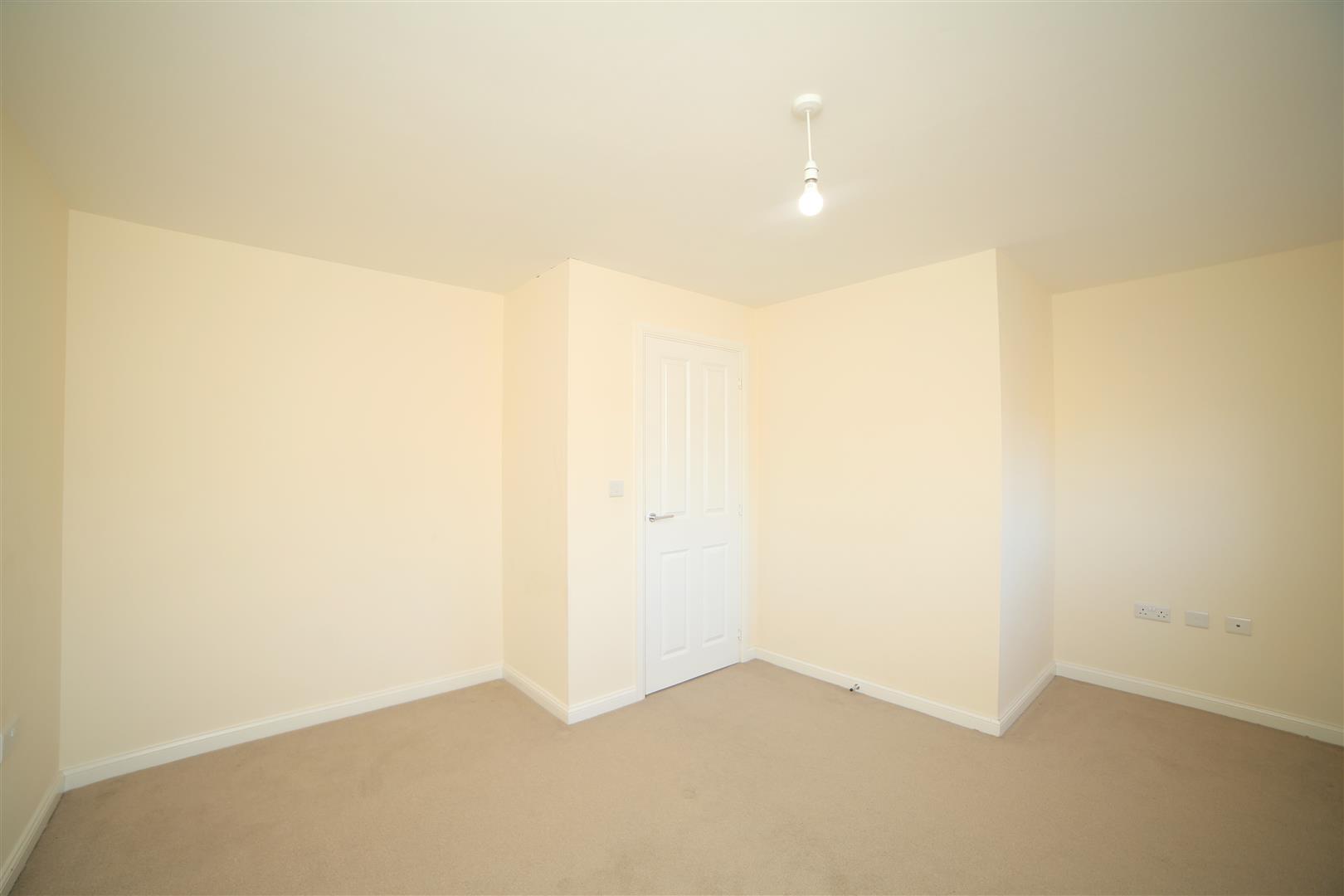Swift Brook Close, Stafford, ST16 - DB Roberts