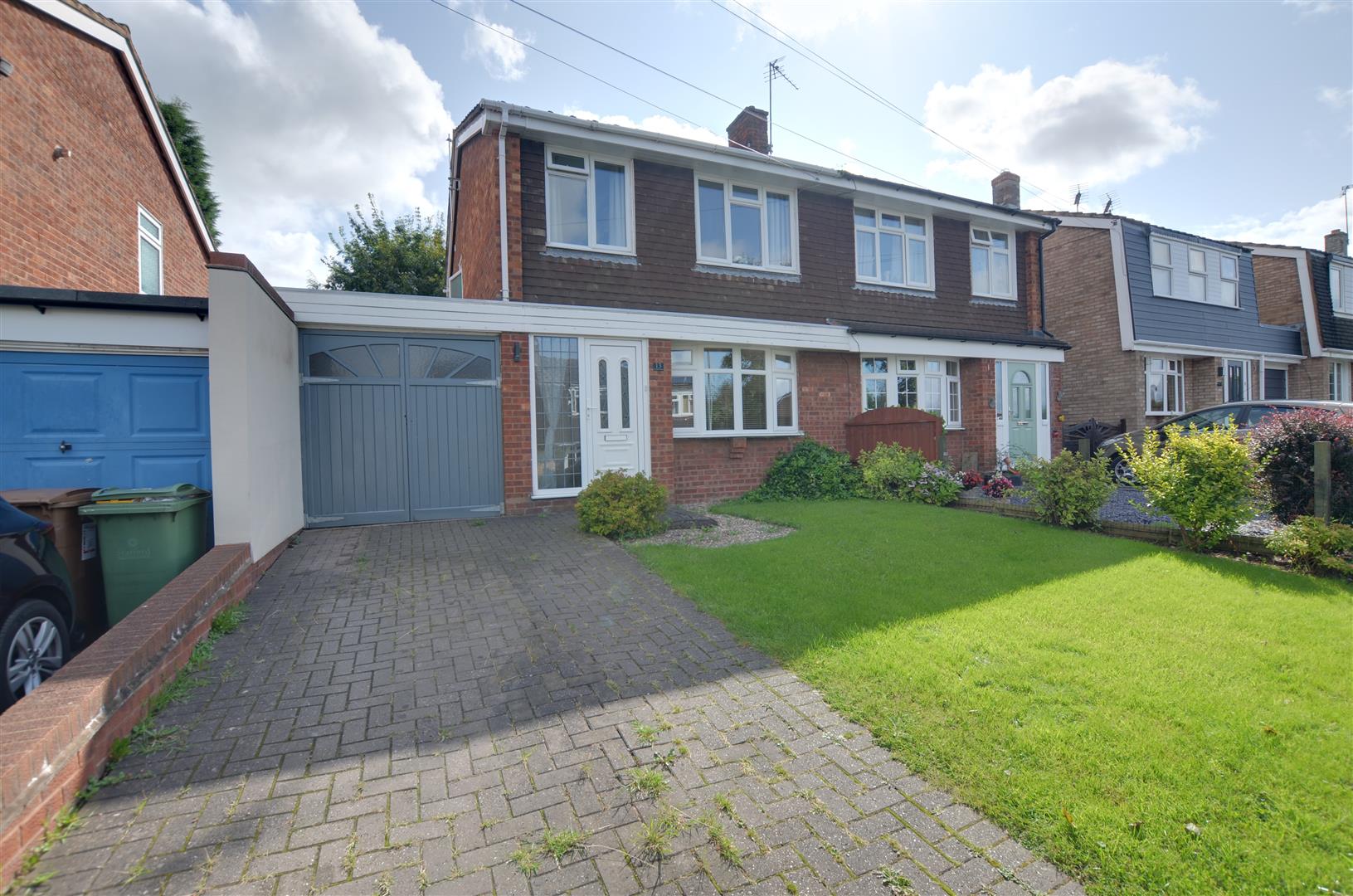Meadow Glade, Hixon, Stafford, ST18 - DB Roberts