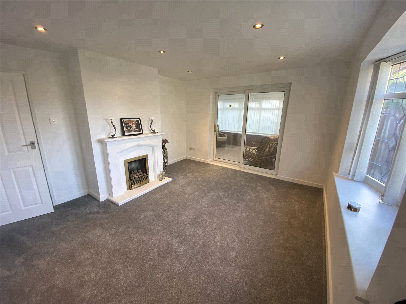 Lincoln Crescent, Wrockwardine Wood, Telford, TF2 - DB Roberts