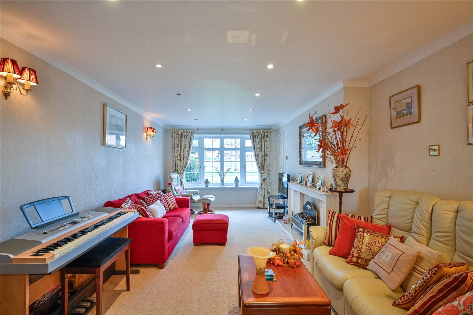 Silverthorn Way, Stafford, ST17 - DB Roberts