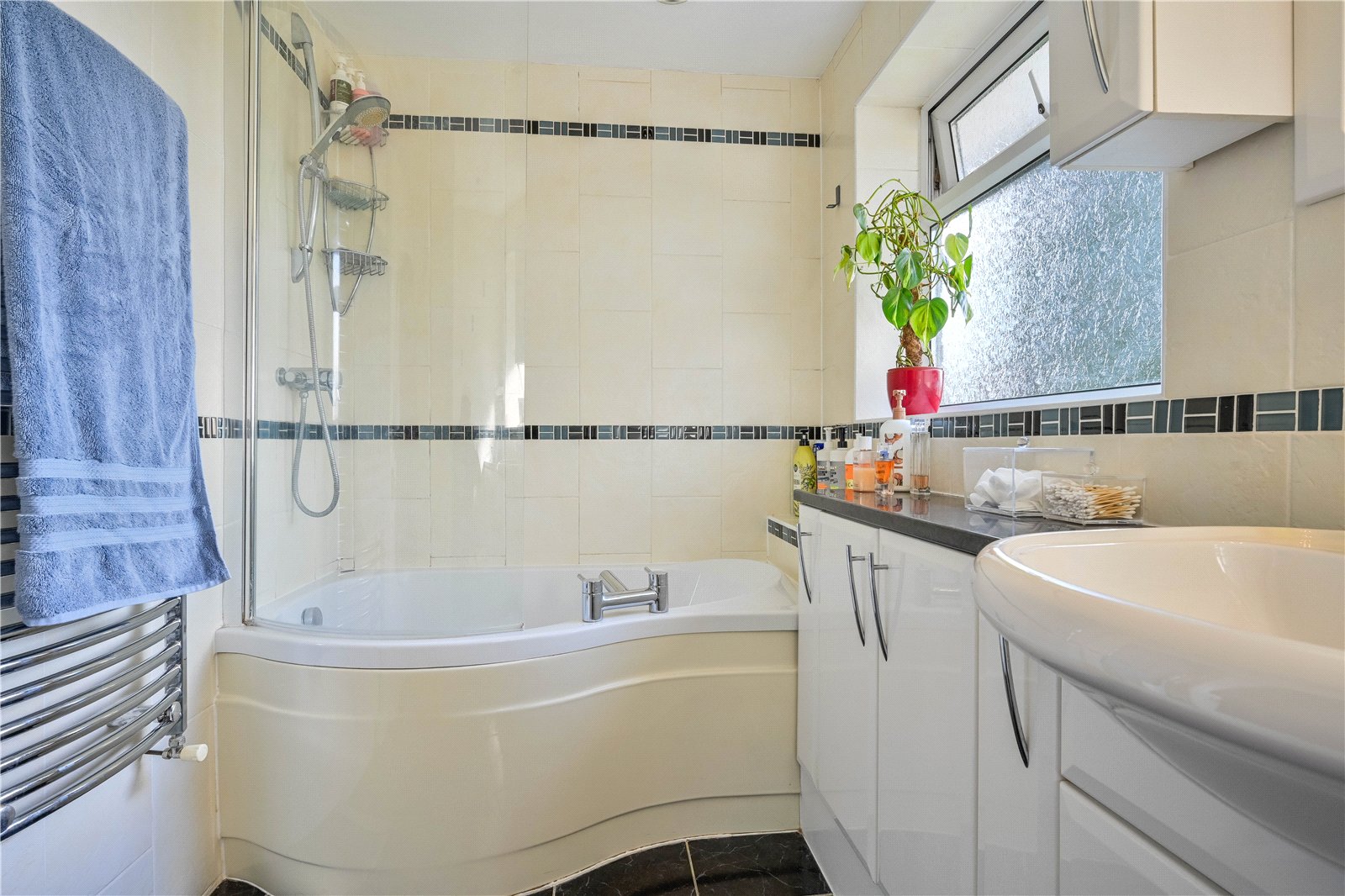 Silverthorn Way, Stafford, ST17 - DB Roberts