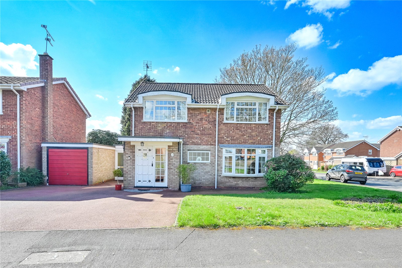 Silverthorn Way, Stafford, ST17 - DB Roberts