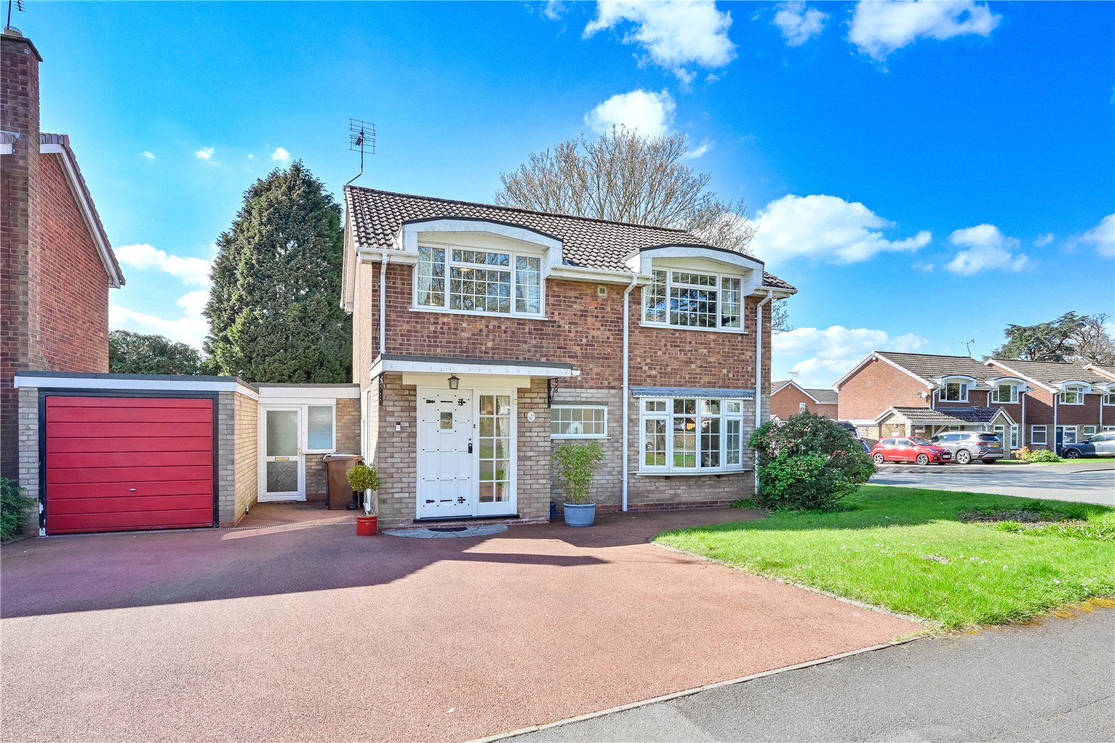 Silverthorn Way, Stafford, ST17 - DB Roberts