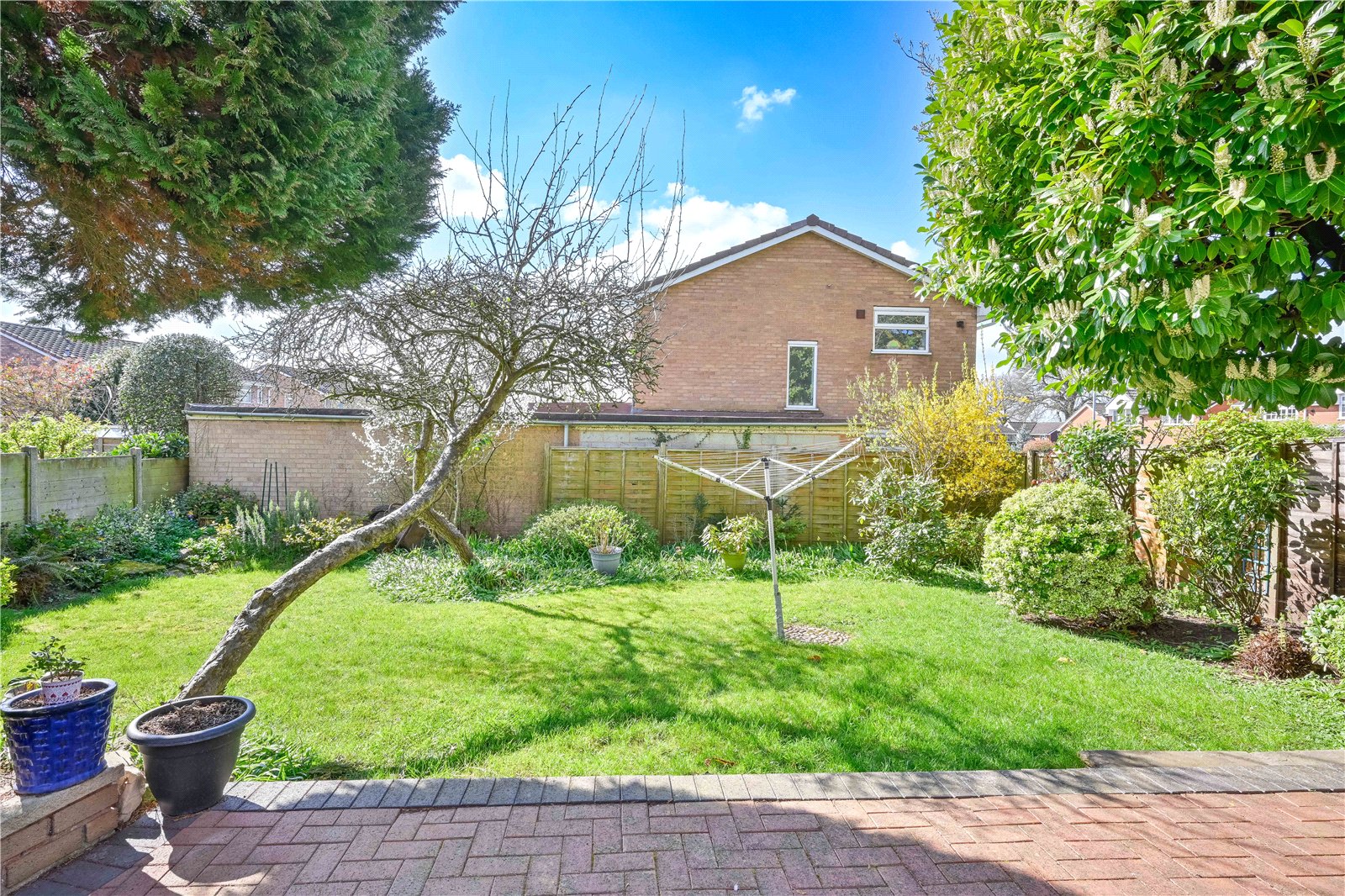 Silverthorn Way, Stafford, ST17 - DB Roberts