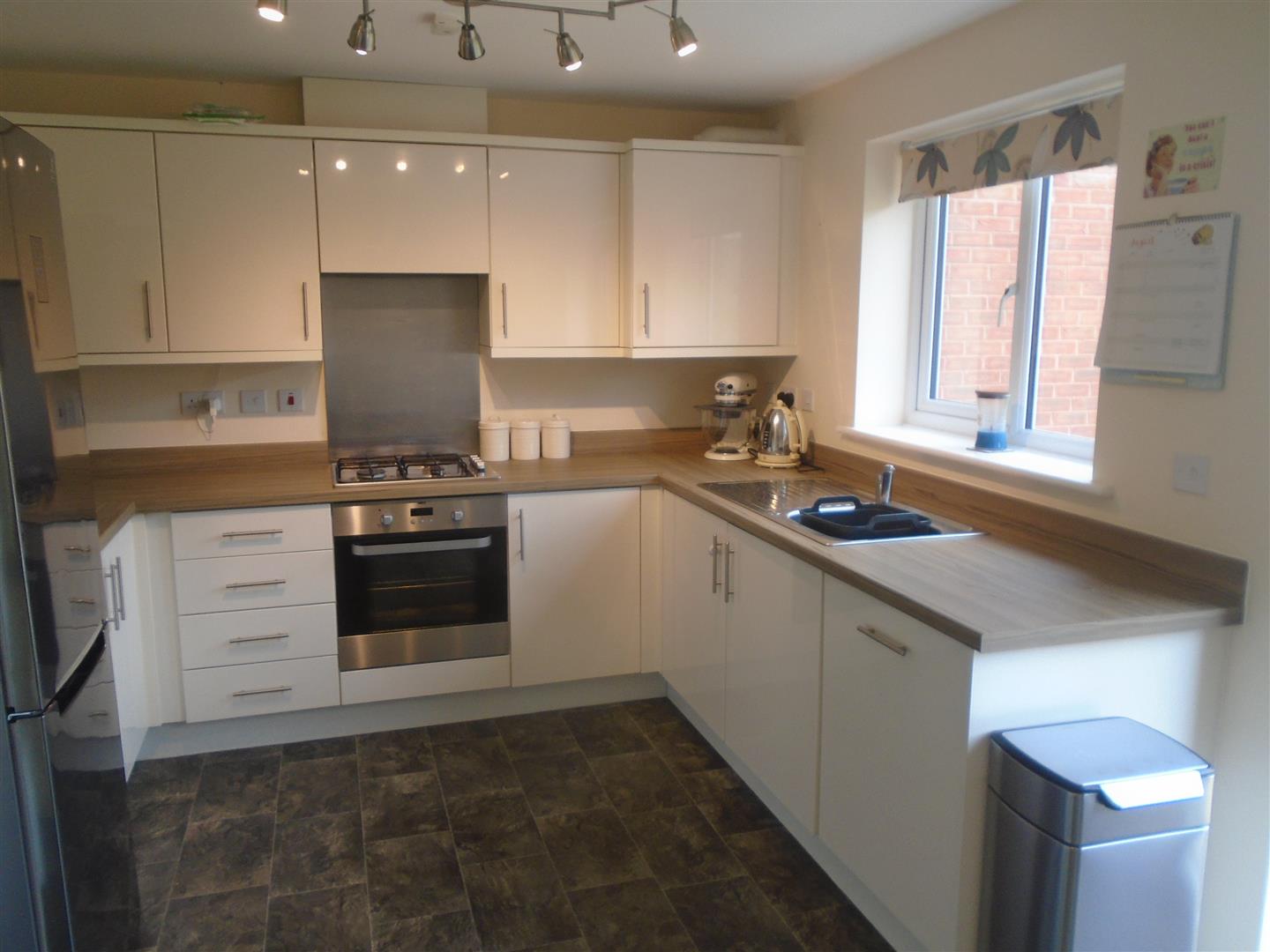 Woodvine Road, Shrewsbury, SY1 - DB Roberts