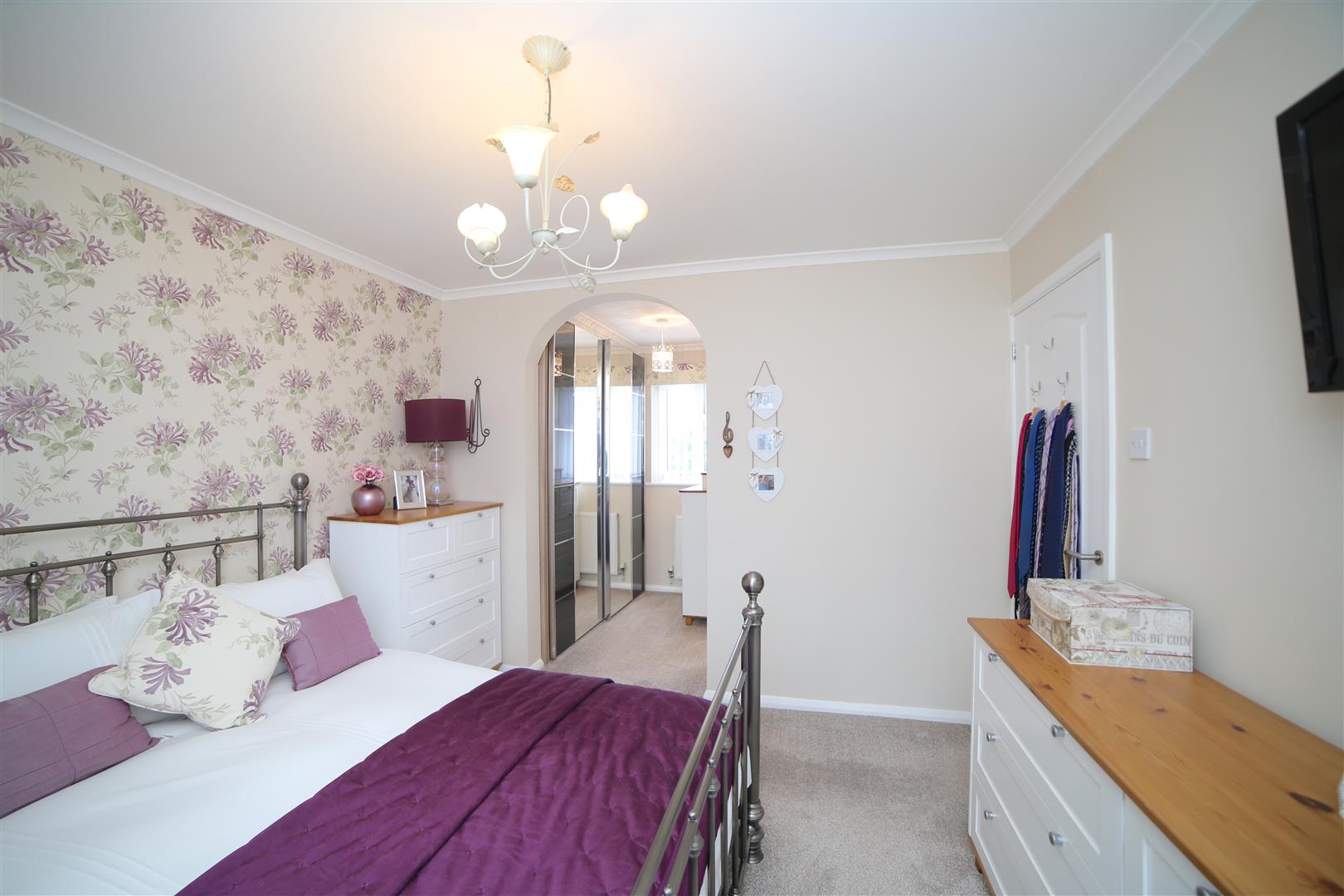 Mount Pleasant, Ketley Bank, Telford, TF2 - DB Roberts