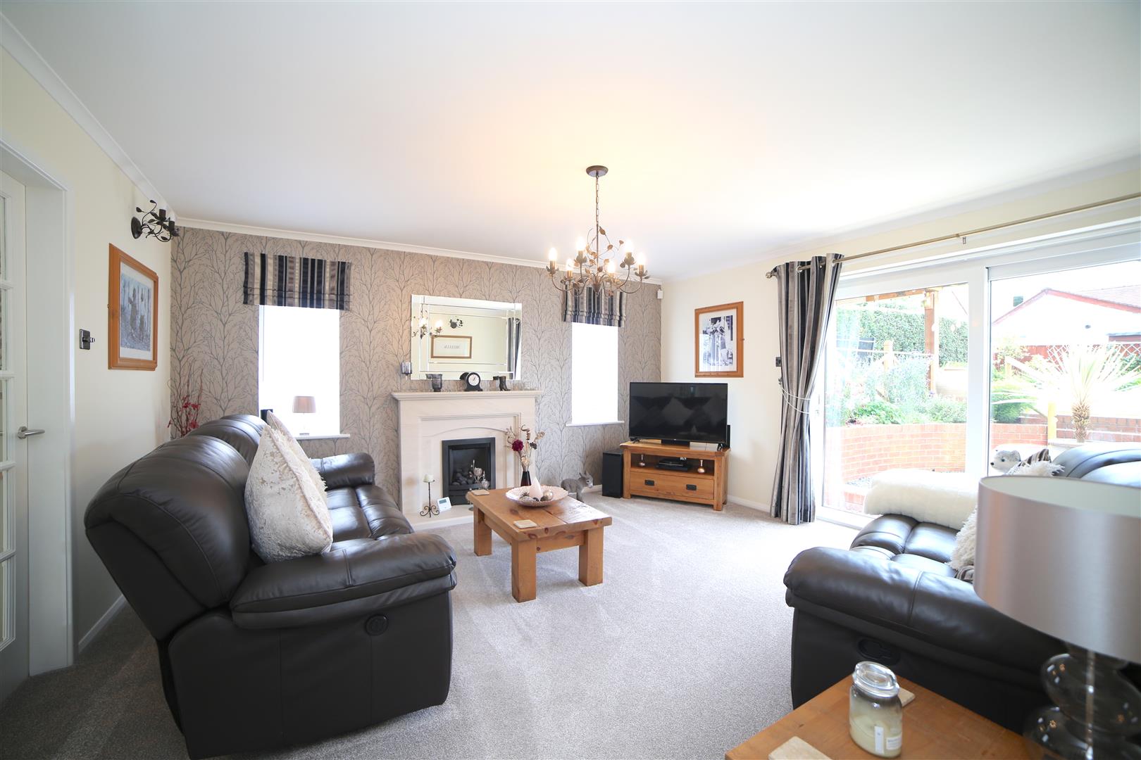 Mount Pleasant, Ketley Bank, Telford, TF2 - DB Roberts