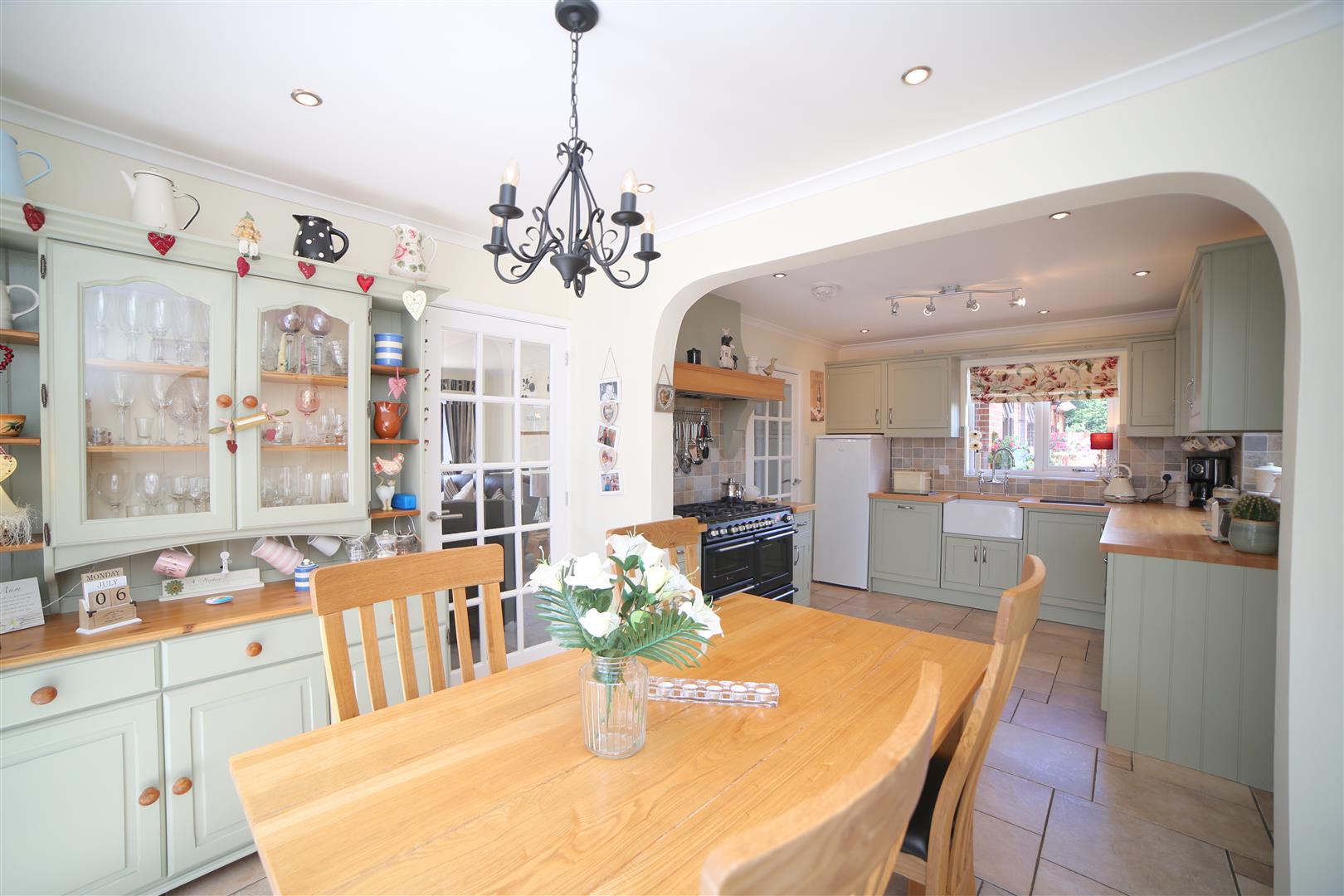 Mount Pleasant, Ketley Bank, Telford, TF2 - DB Roberts