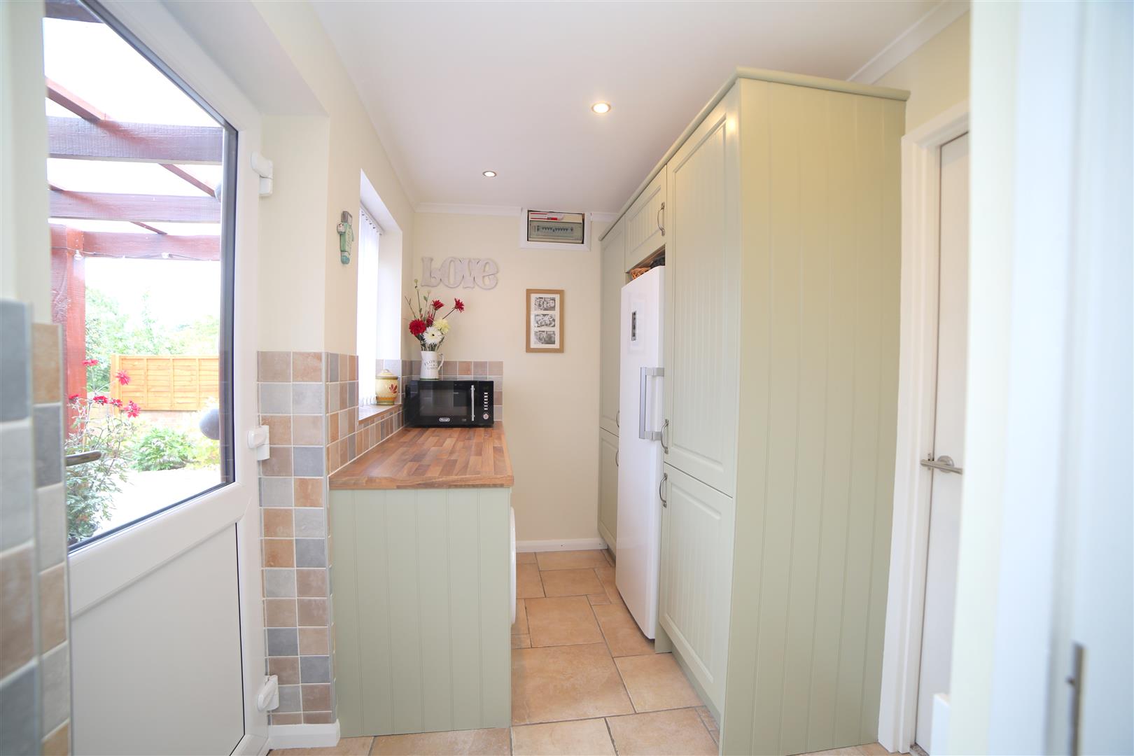 Mount Pleasant, Ketley Bank, Telford, TF2 - DB Roberts