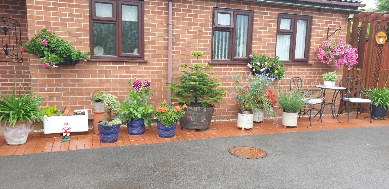 Mount Pleasant, Ketley Bank, Telford, TF2 - DB Roberts