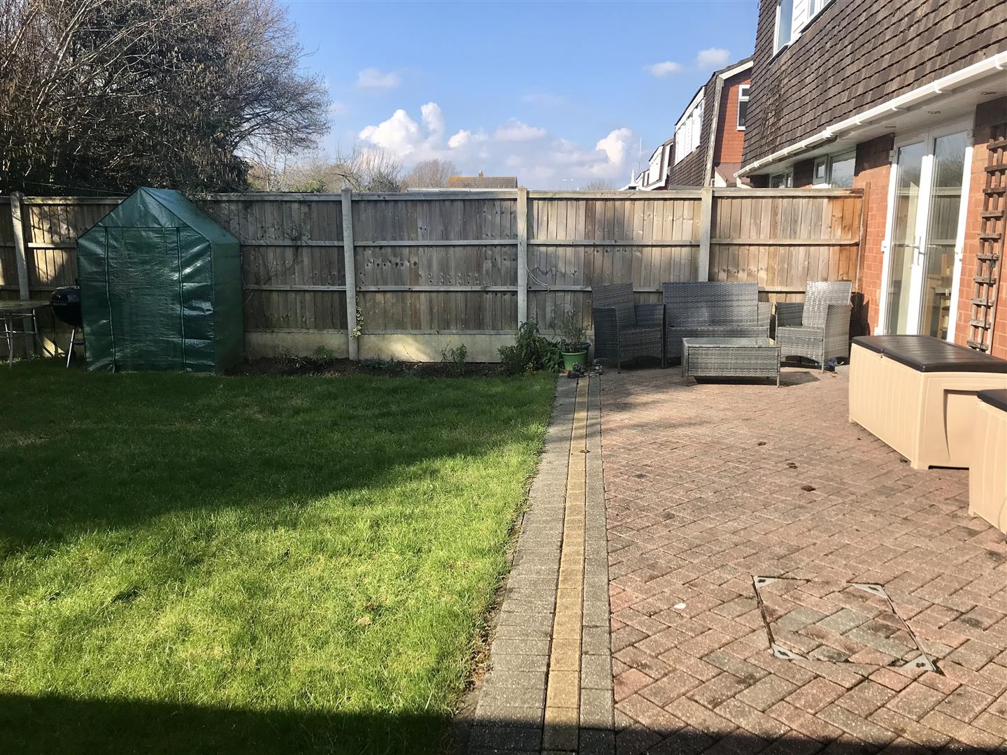 Meadow Road, Muxton, Telford, TF2 - DB Roberts