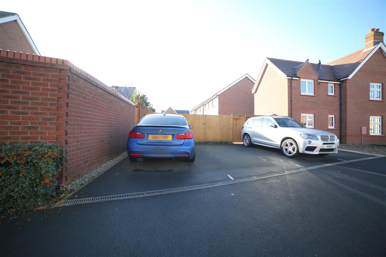 Oxmoor Avenue, Hadley, Telford, TF1 - DB Roberts