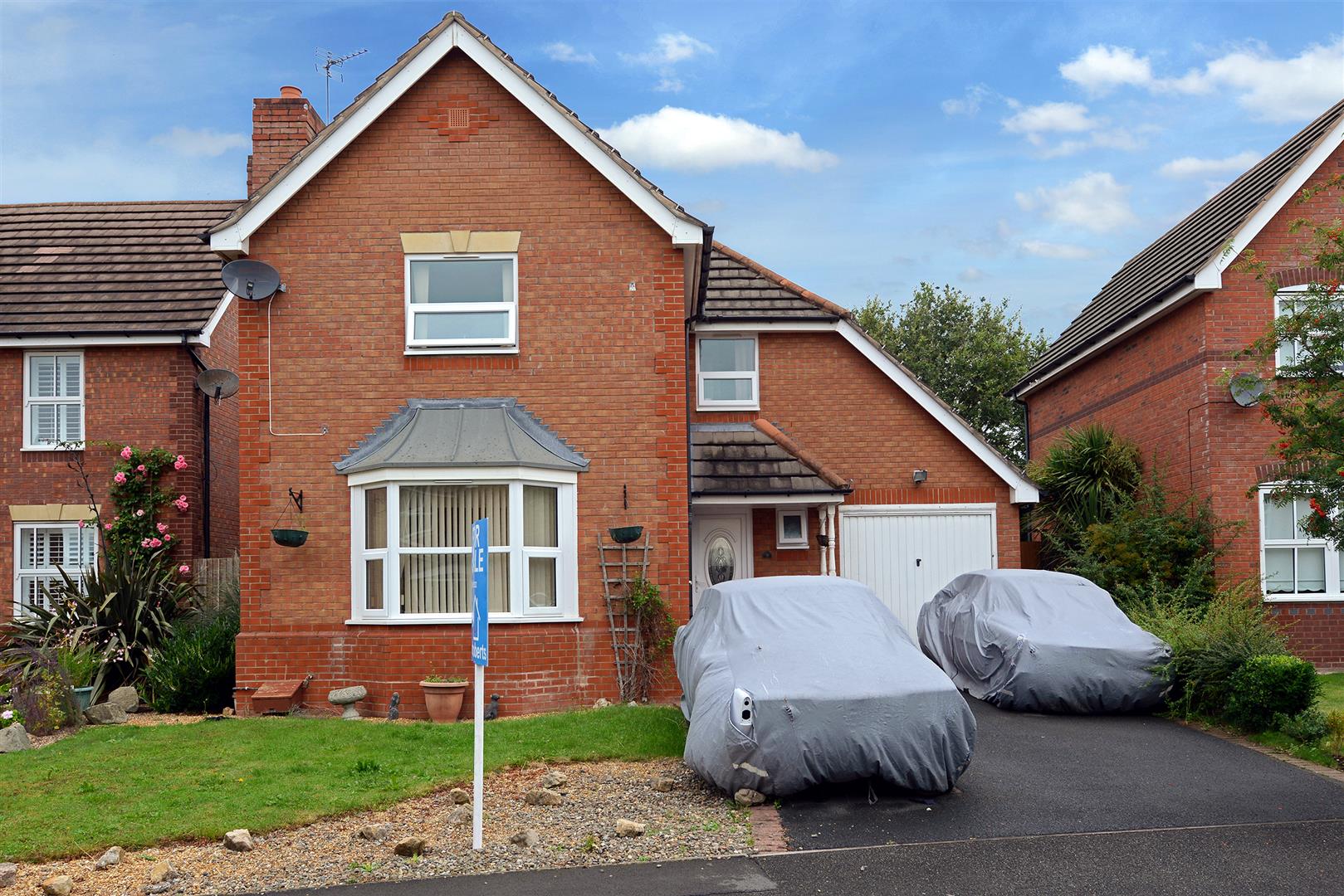 Hallam Drive, Berwick Grange, Shrewsbury, SY1 - DB Roberts
