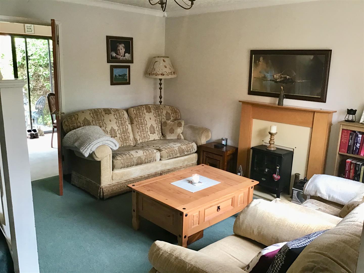 Sandpiper Close, Hednesford, Cannock, WS12 - DB Roberts