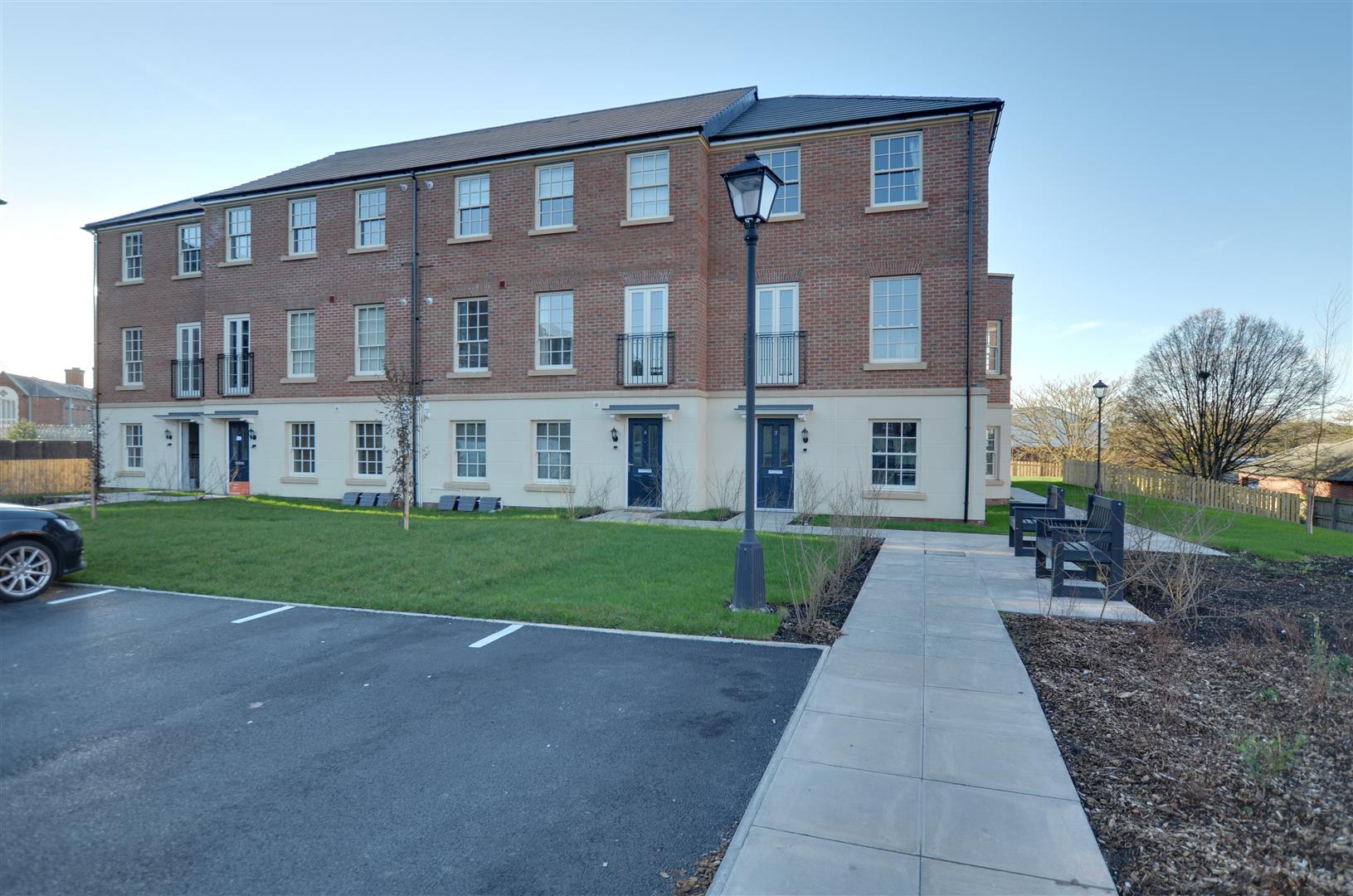 Potter's Court, St Georges Park, Stafford, ST16 - DB Roberts