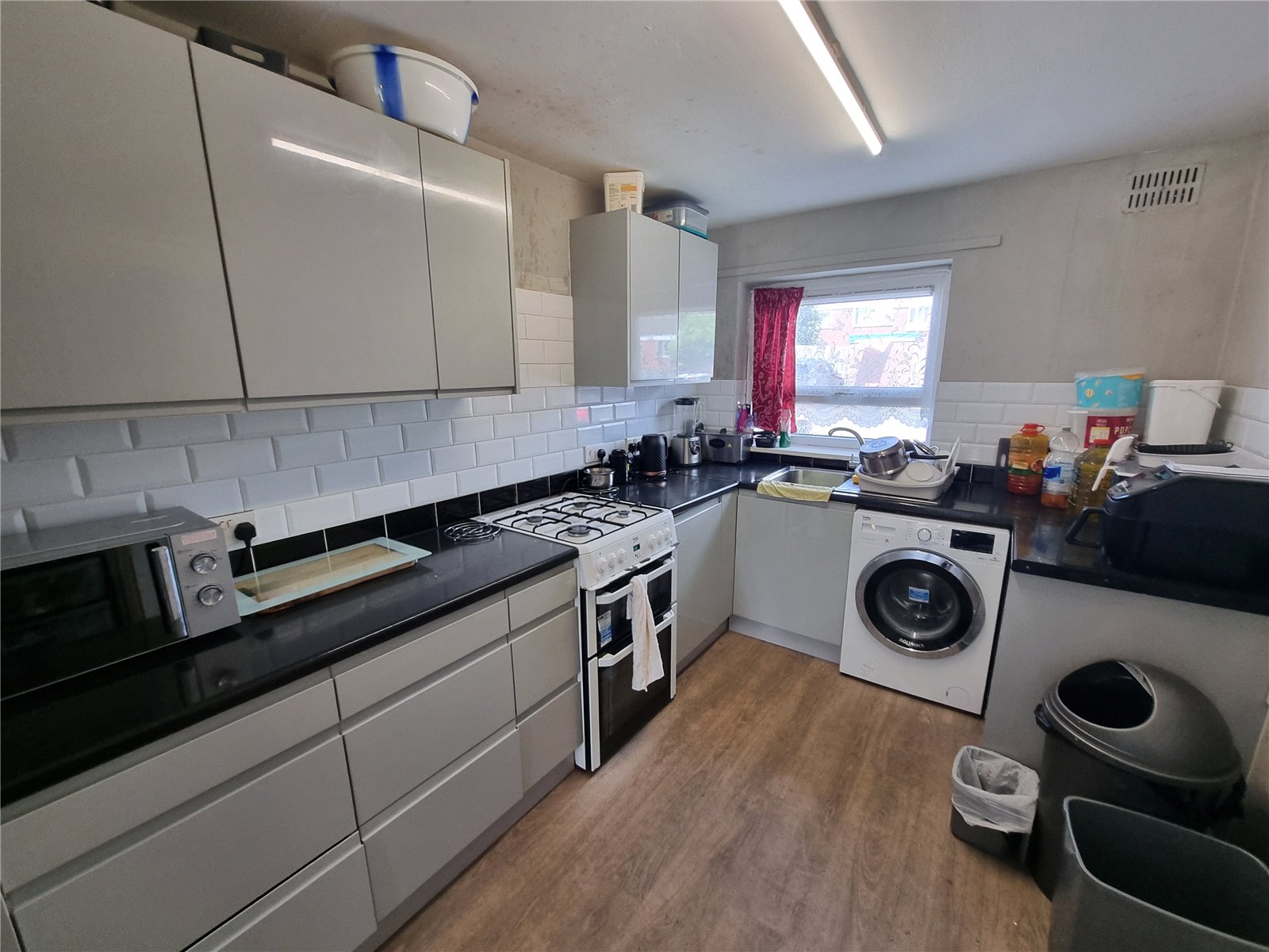 Burford, Brookside, Telford, TF3 - DB Roberts