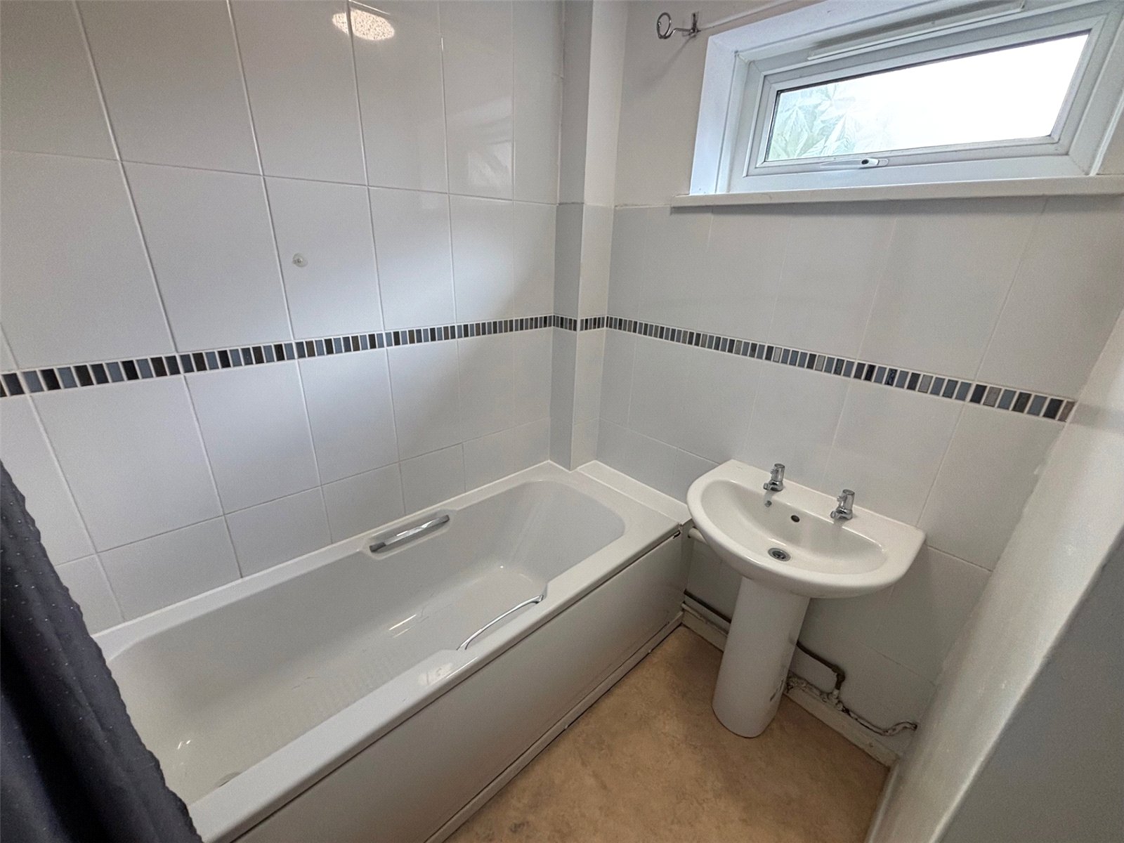 Meadow Drive, Shifnal, TF11 - DB Roberts