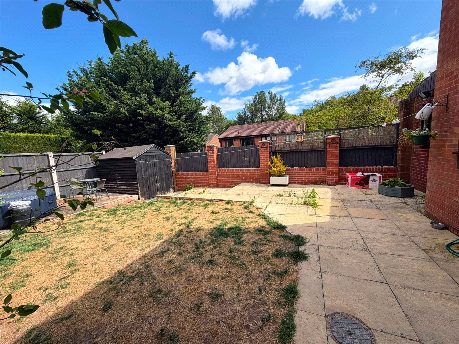 Long Lane Drive, Madeley, Telford, TF7 - DB Roberts