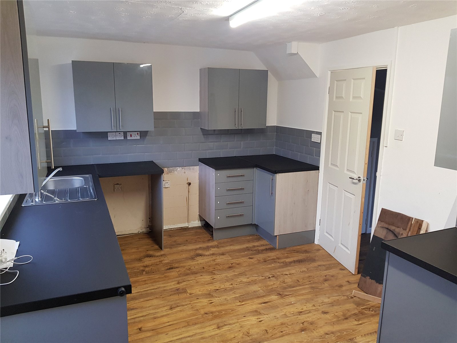 Springhill Crescent, Madeley, Telford, TF7 - DB Roberts