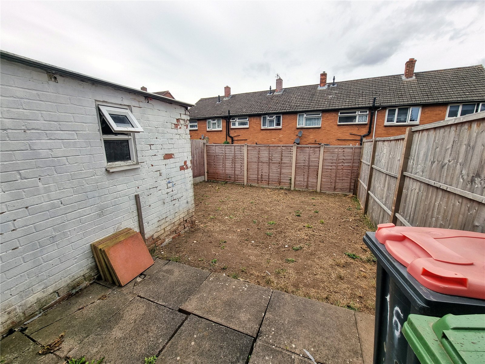 Springhill Crescent, Madeley, Telford, TF7 - DB Roberts