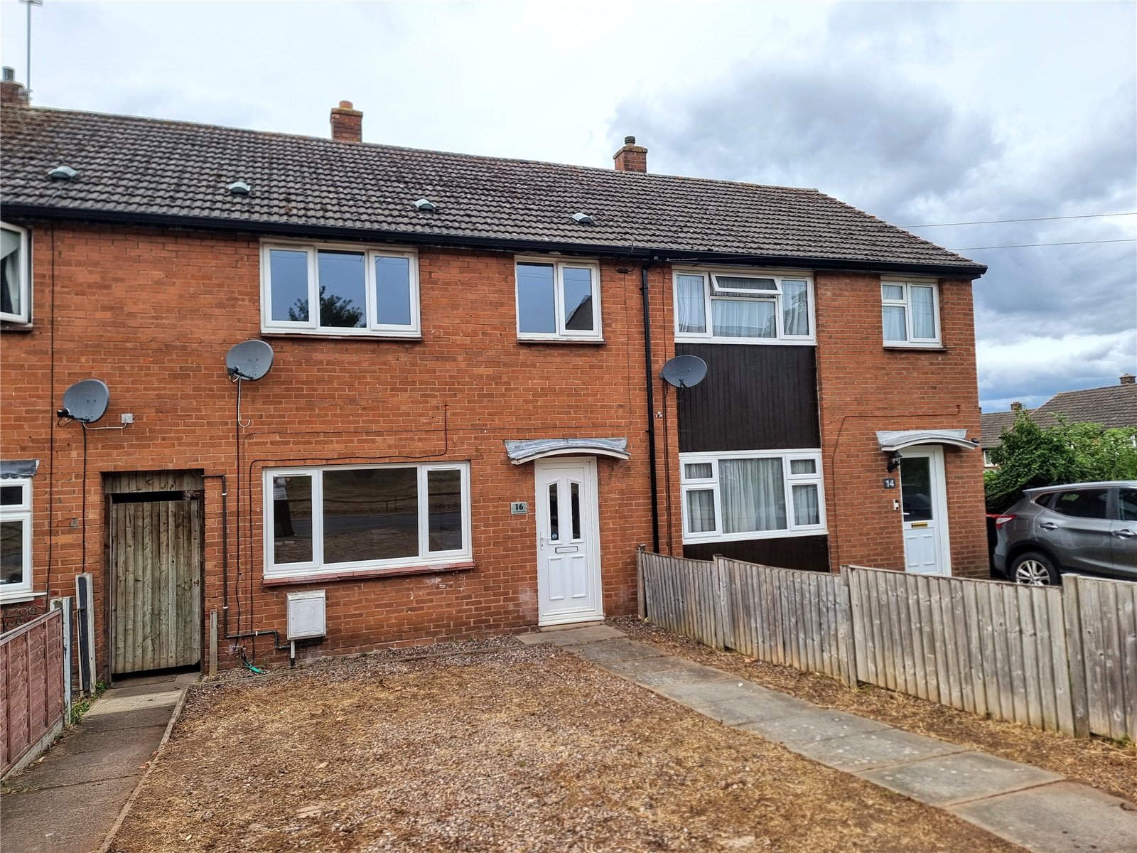 Springhill Crescent, Madeley, Telford, TF7 - DB Roberts