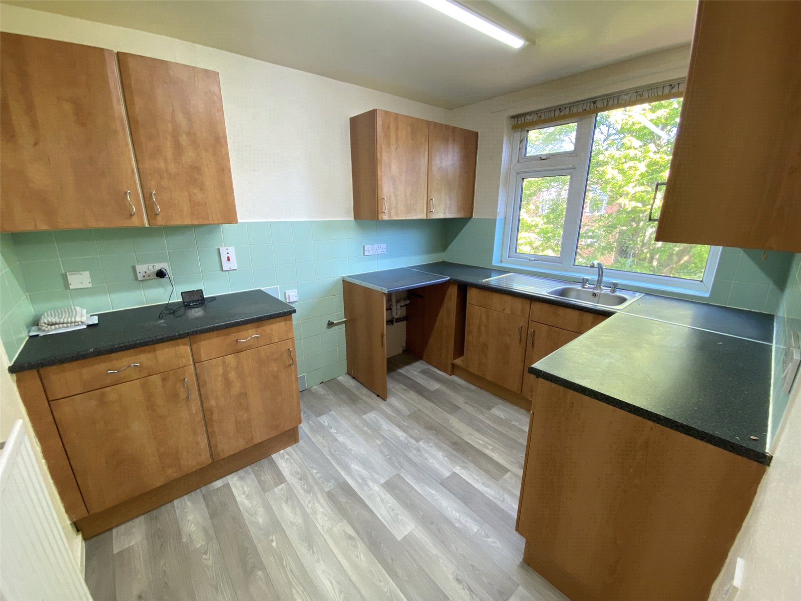 Dalford Court, Hollinswood, Telford, TF3 - DB Roberts