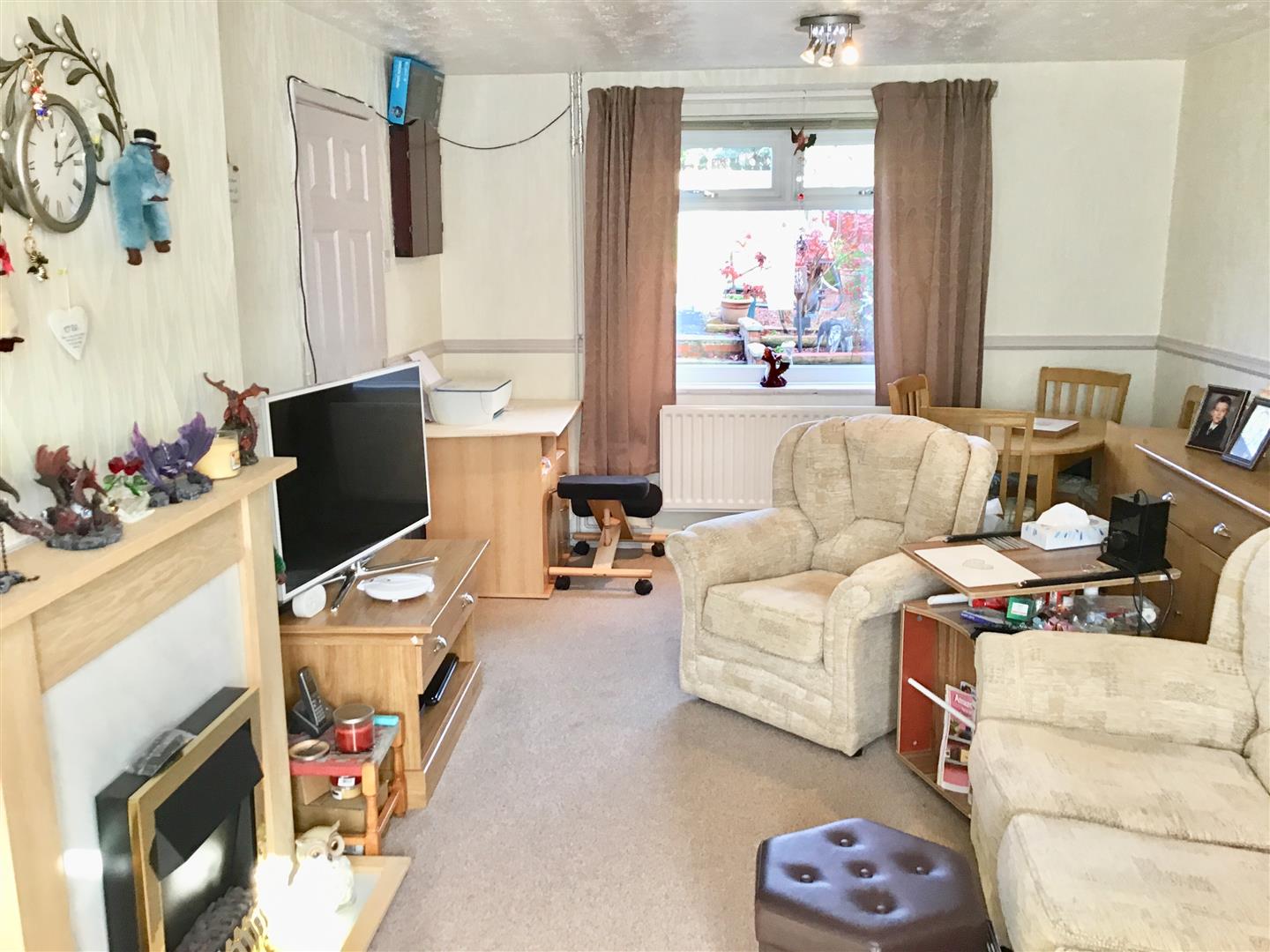 Windsor Place, Dawley, Telford, TF4 - DB Roberts