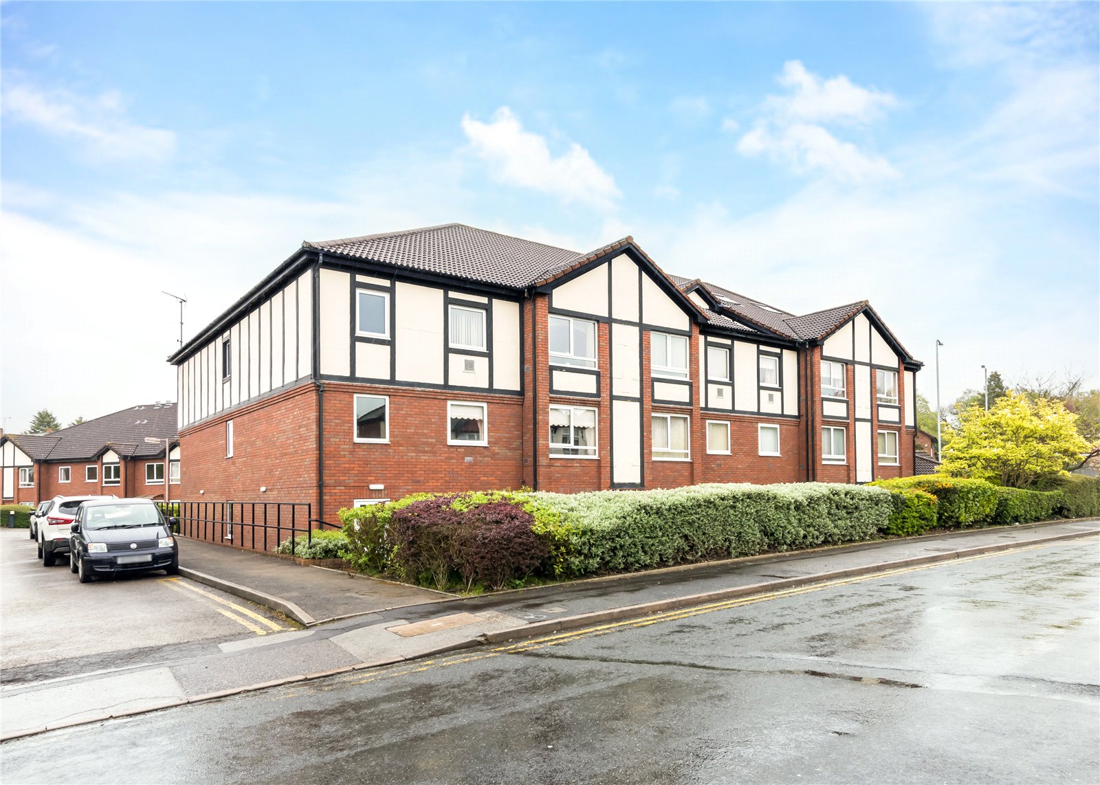 Grosvenor Park, Pennhouse Avenue, Wolverhampton, WV4 - DB Roberts