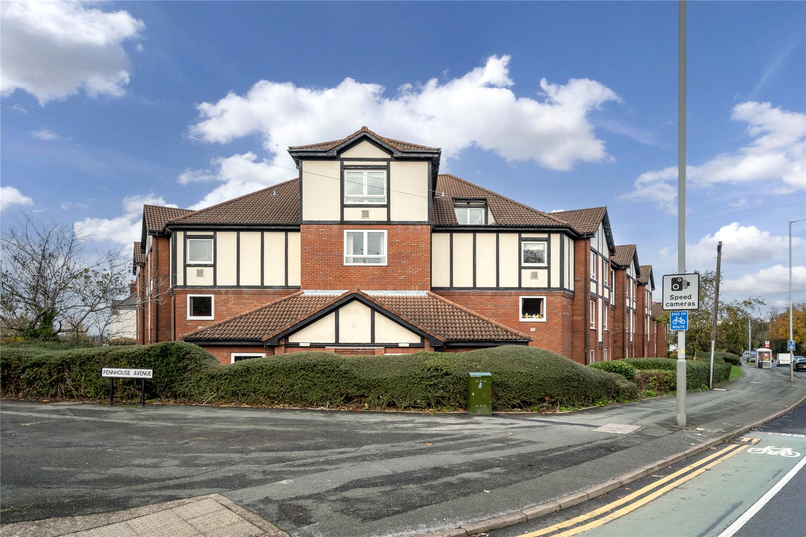 Grosvenor Park, Pennhouse Avenue, Wolverhampton, WV4 - DB Roberts