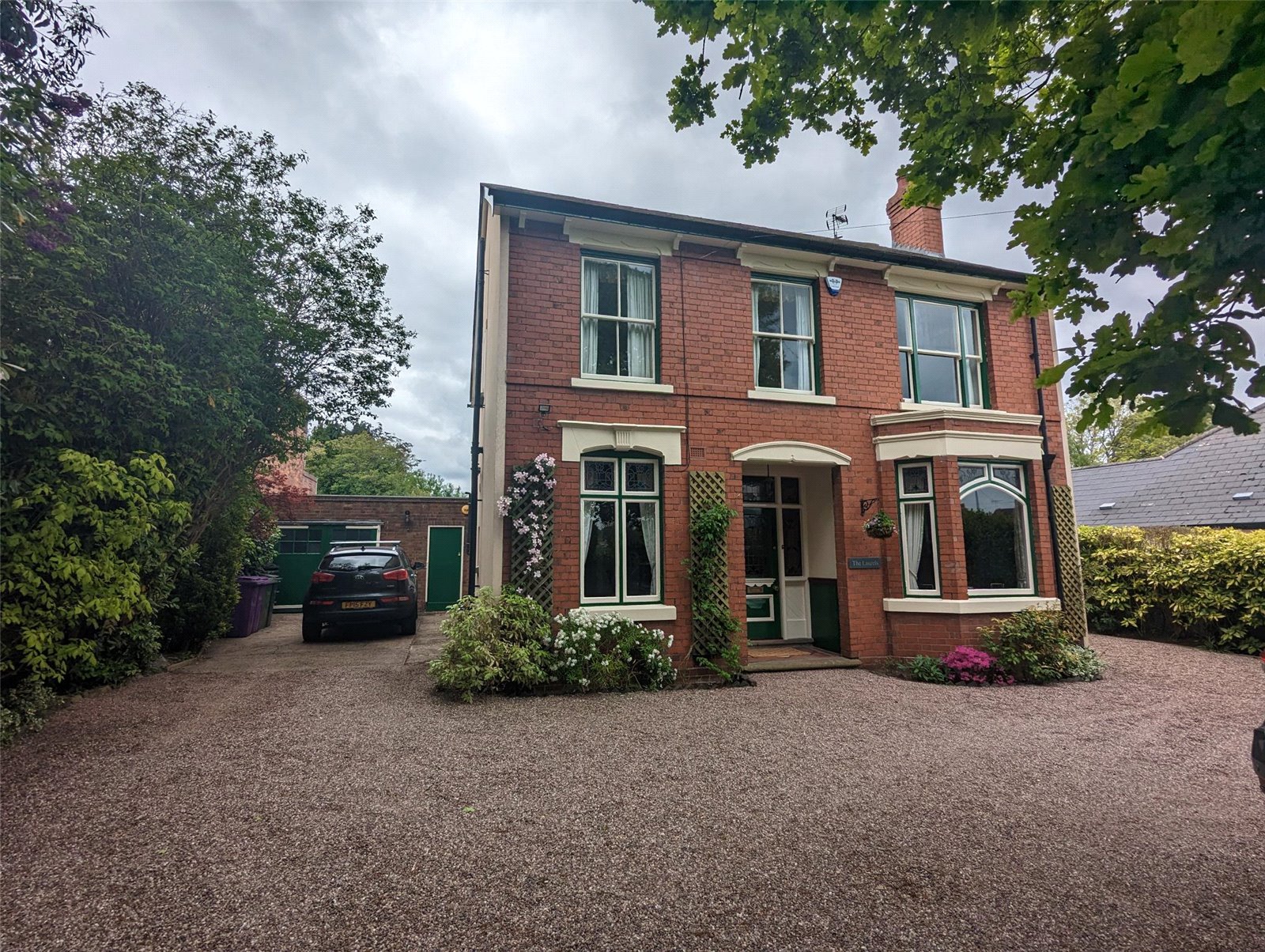 Mount Road, Penn, Wolverhampton, WV4 - DB Roberts