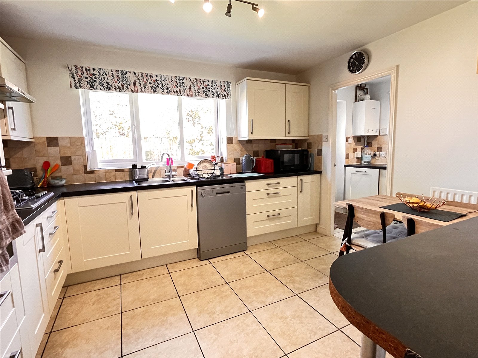 Keelton Close, Bicton Heath, Shrewsbury, SY3 - DB Roberts