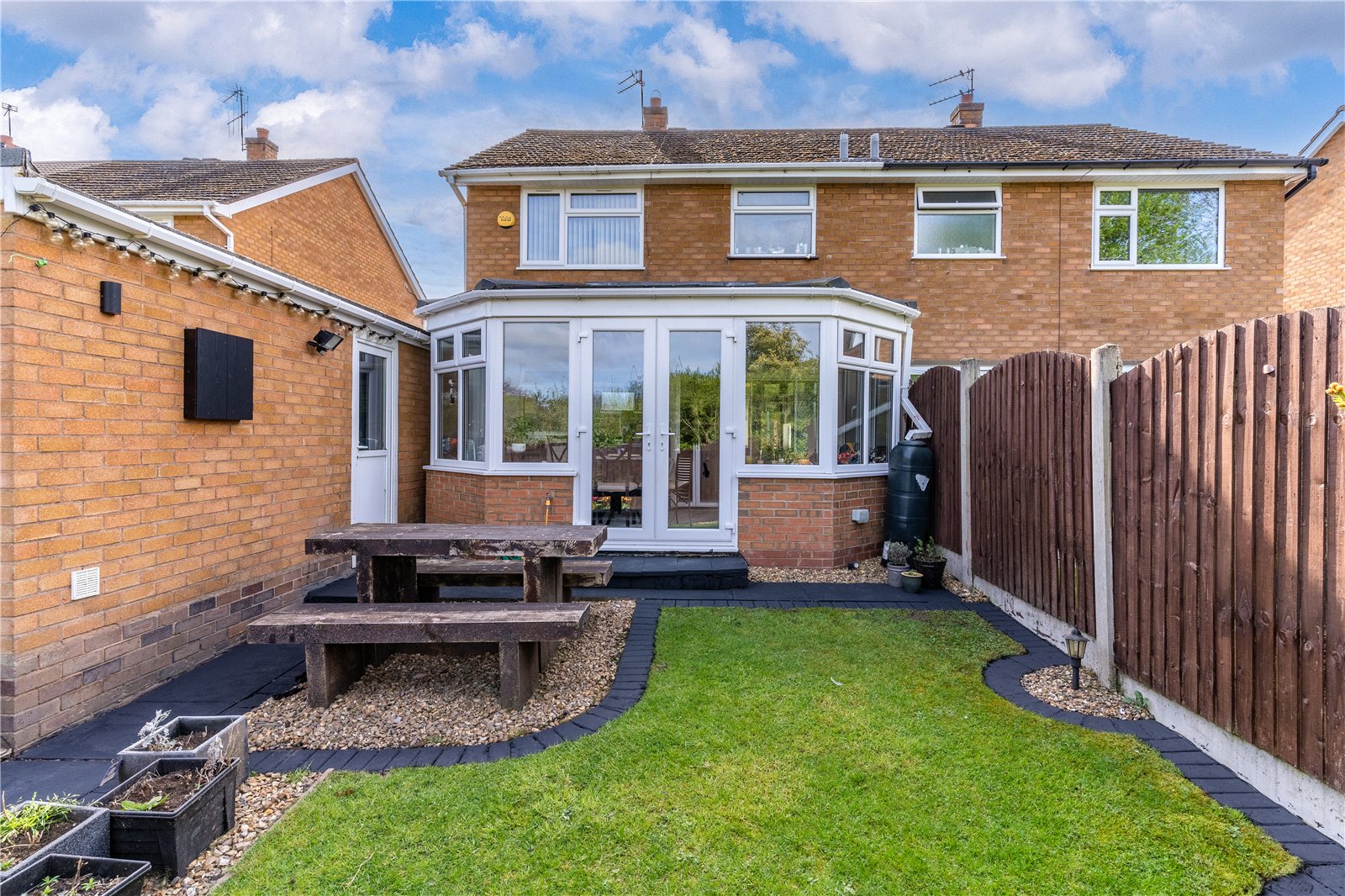 Glengarry Gardens, Finchfield, Wolverhampton, WV3 - DB Roberts