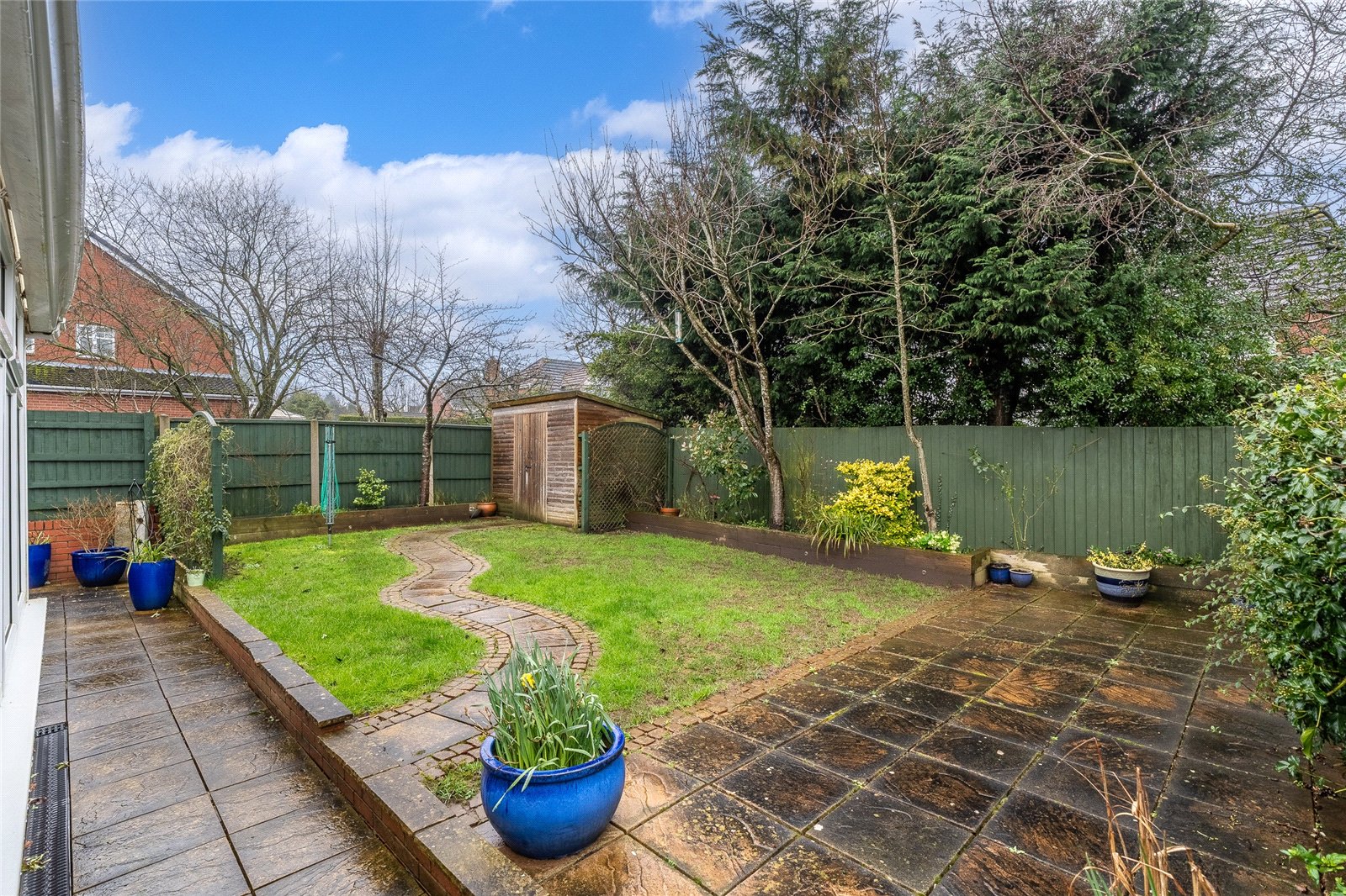 Oval Close, St. Georges, Telford, TF2 - DB Roberts