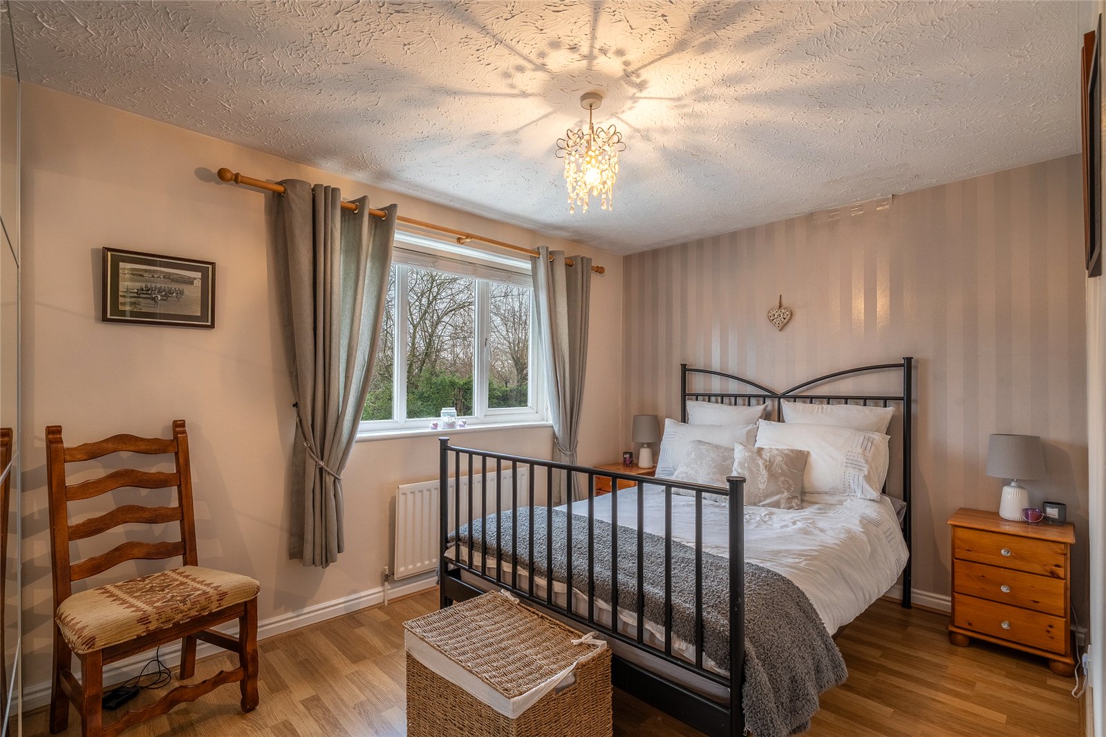 Oval Close, St. Georges, Telford, TF2 - DB Roberts