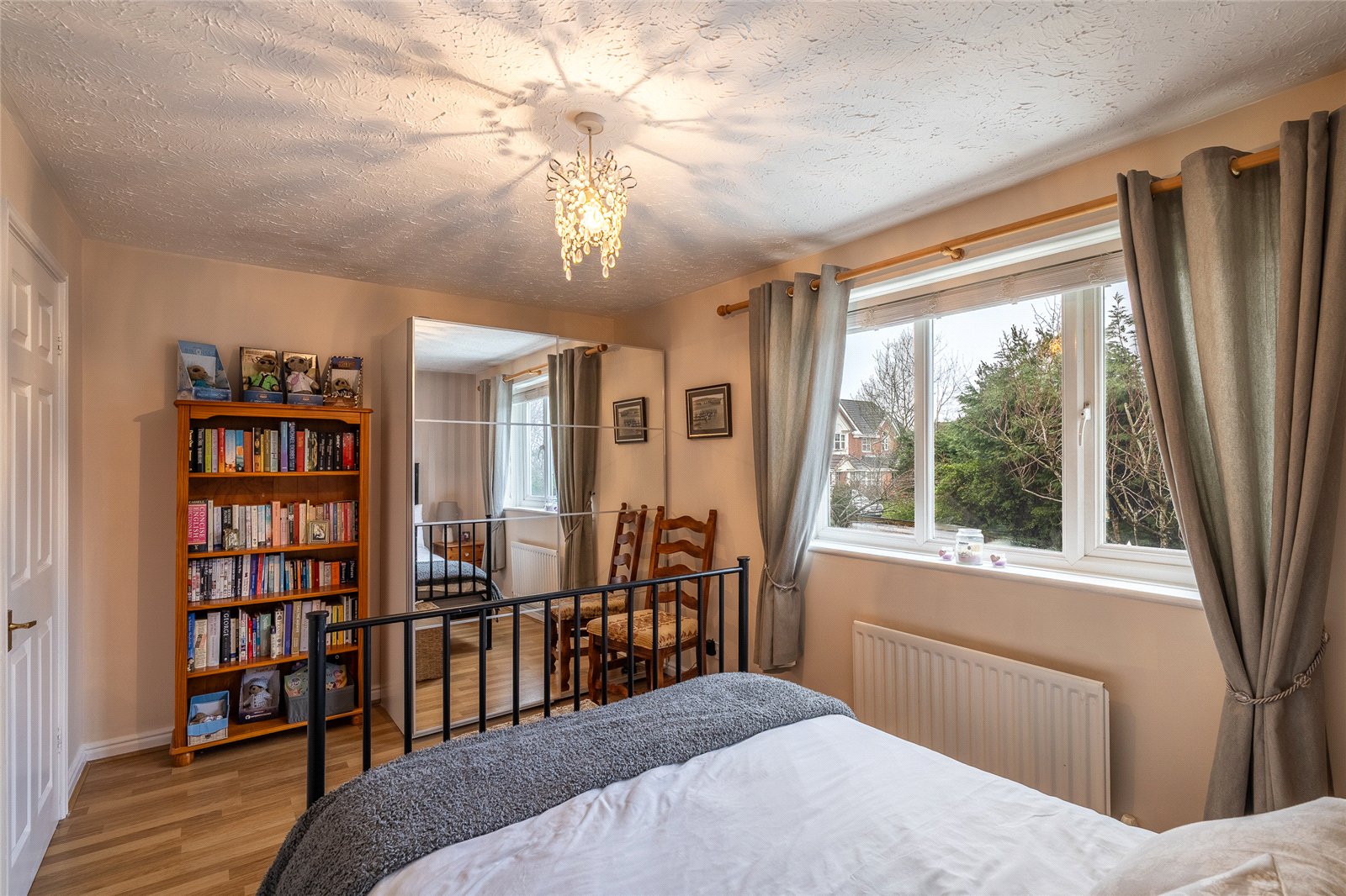 Oval Close, St. Georges, Telford, TF2 - DB Roberts