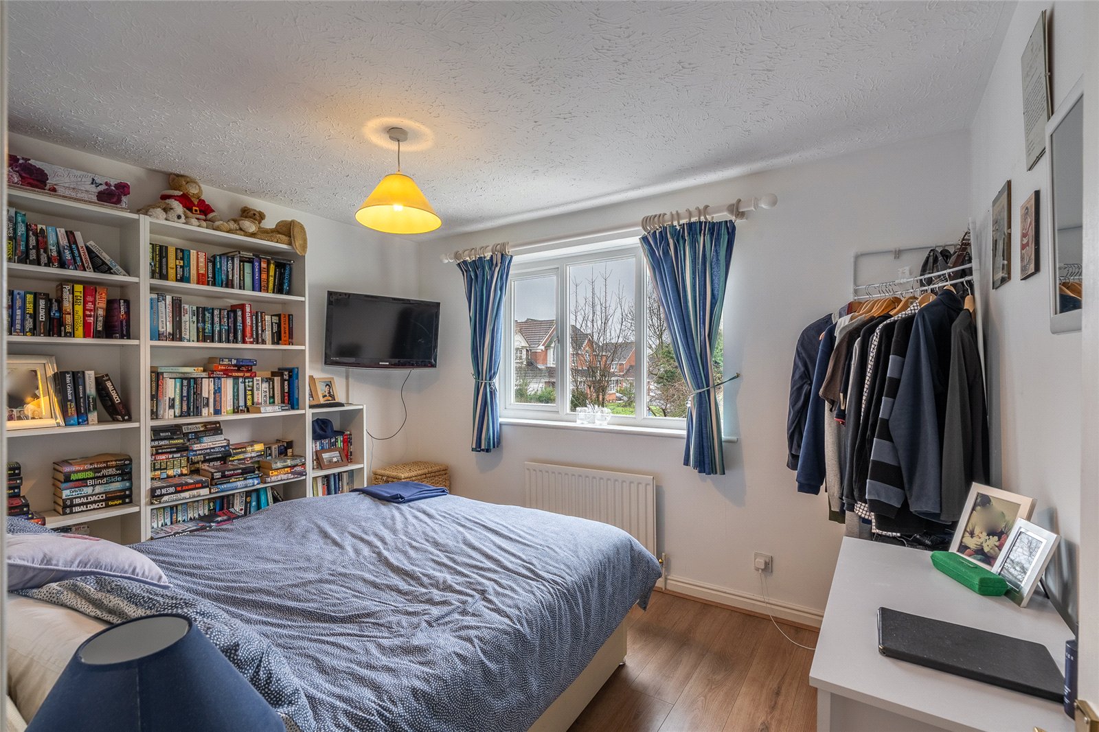 Oval Close, St. Georges, Telford, TF2 - DB Roberts