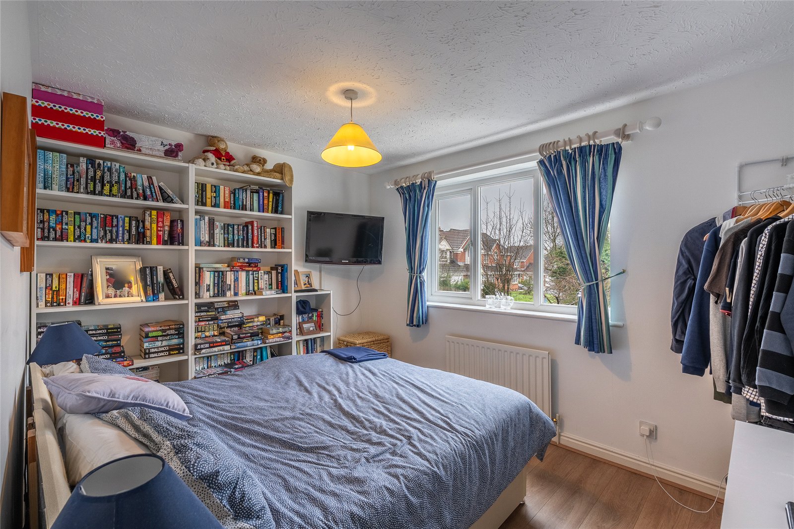 Oval Close, St. Georges, Telford, TF2 - DB Roberts
